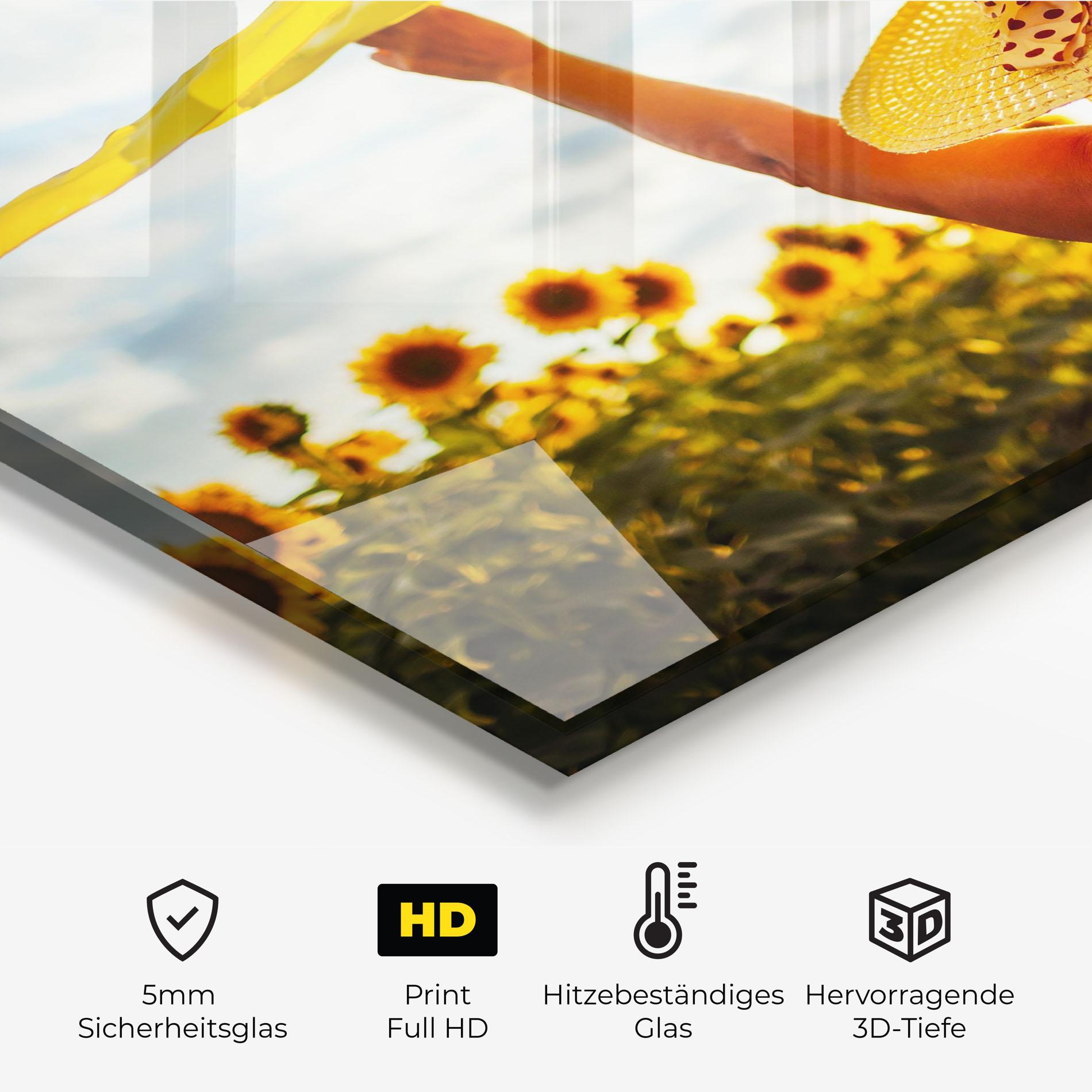 Küchenrückwand Glas Senior Woman Summer mockup 2