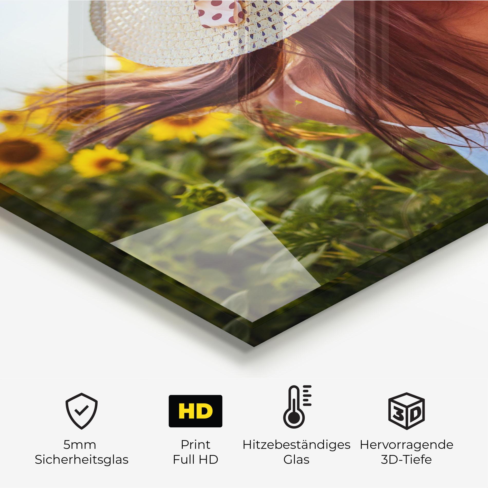 Küchenrückwand Glas Woman Blooming Field mockup 2