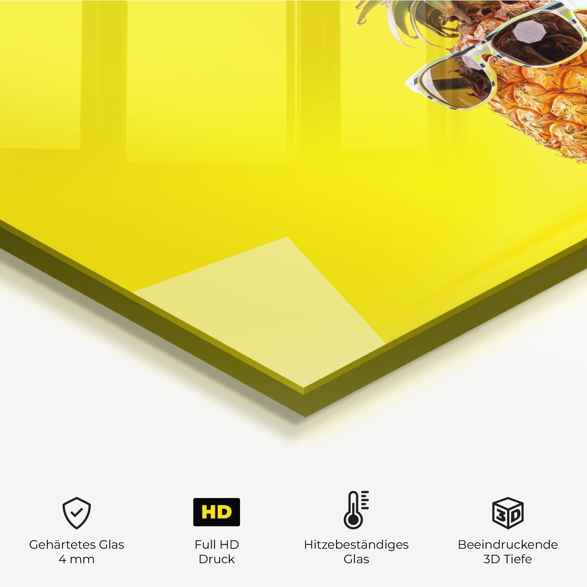 Küchenrückwand Glas Pineapple Looking Up mockup 2