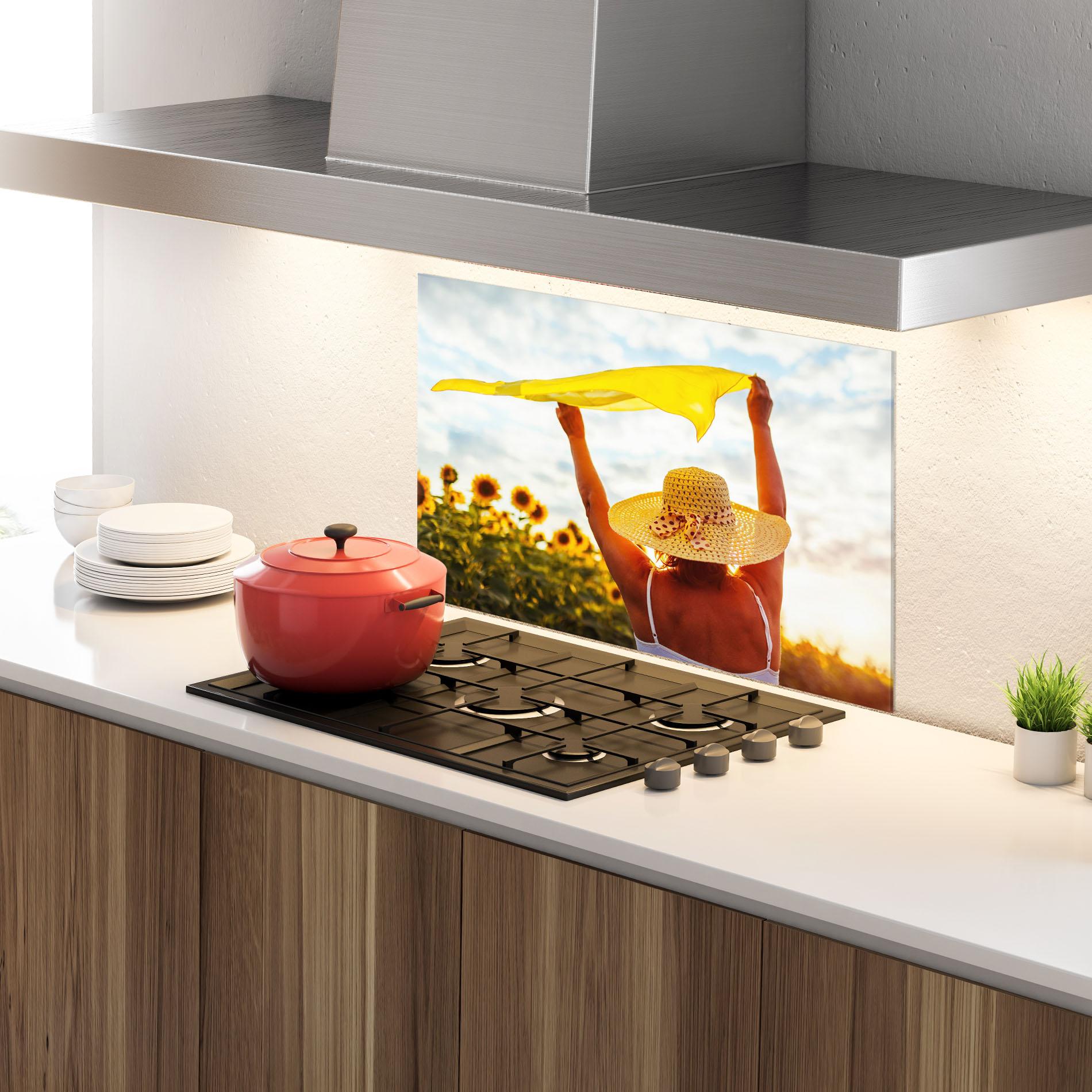 Küchenrückwand Glas Senior Woman Summer mockup 4