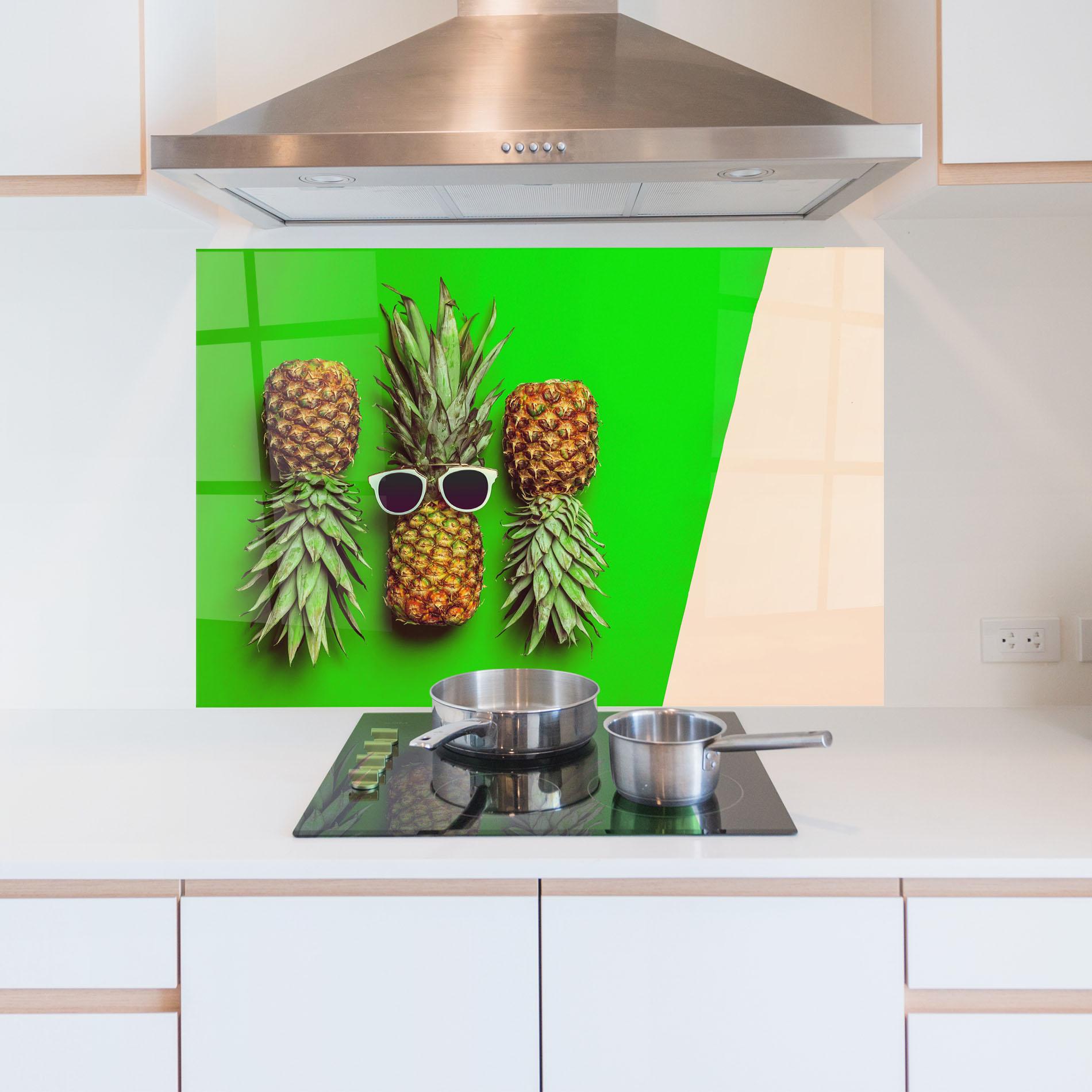 Küchenrückwand Glas Green Pineapple mockup 5