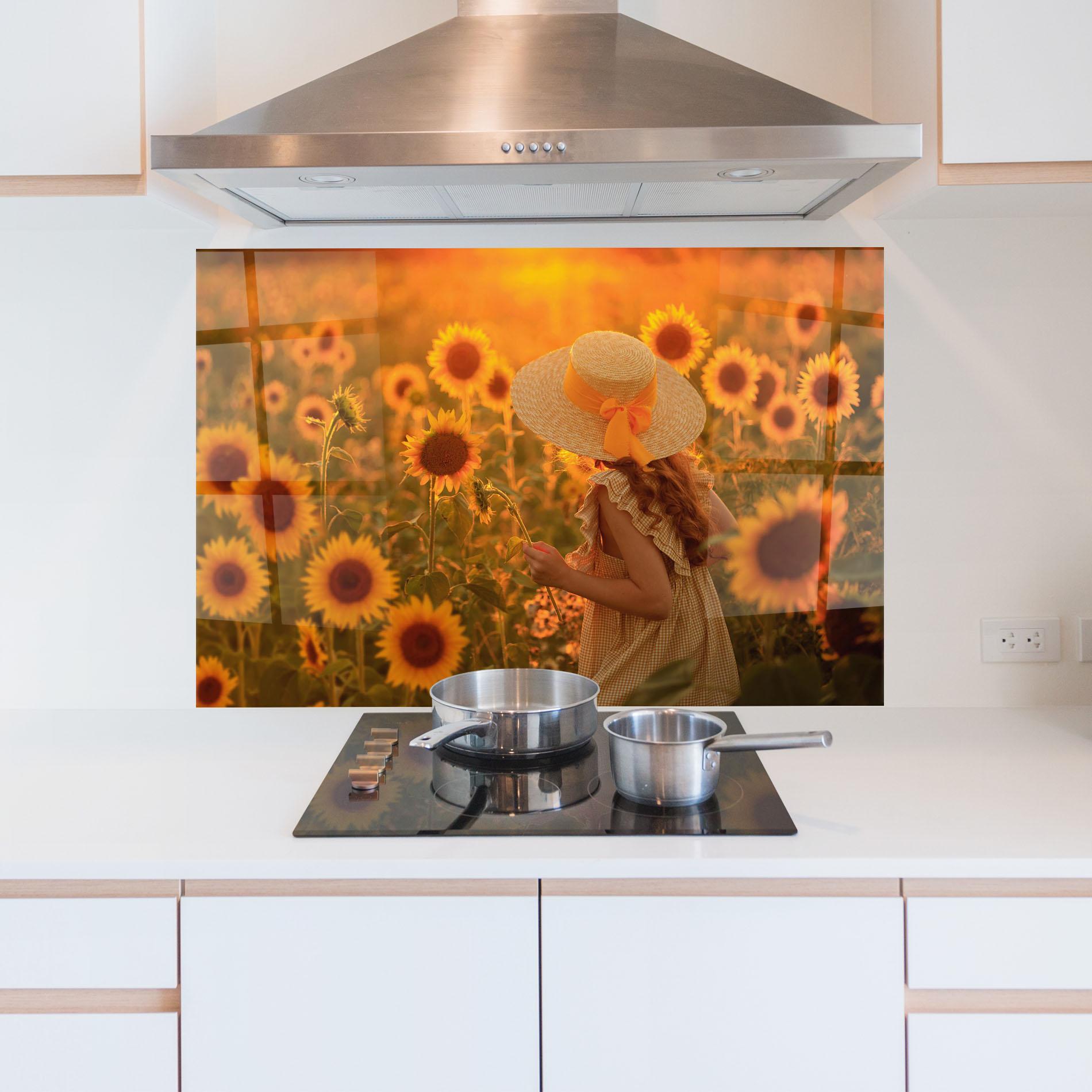 Küchenrückwand Glas Pretty Redhaired Girl mockup 5