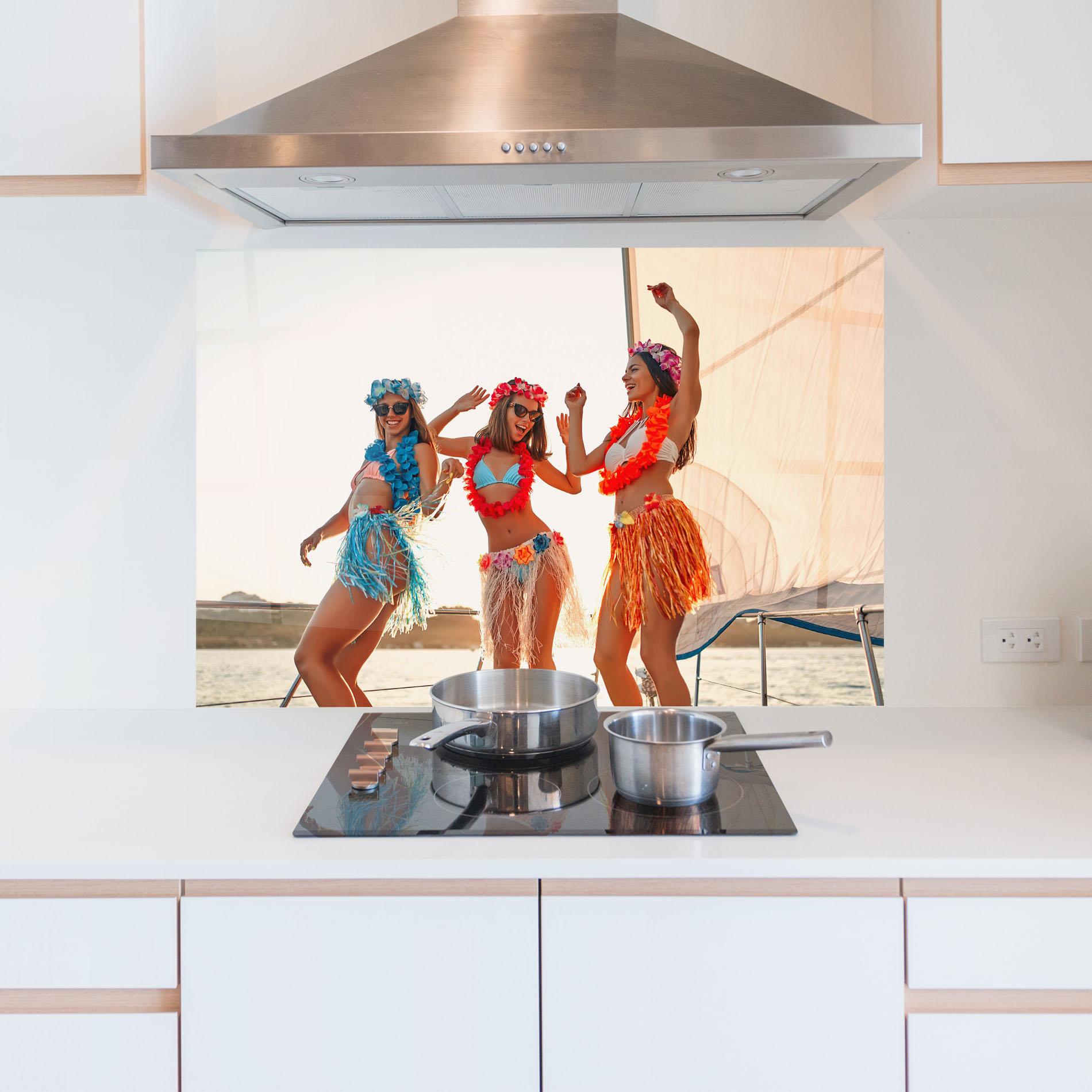 Küchenrückwand Glas Summer Party mockup 5