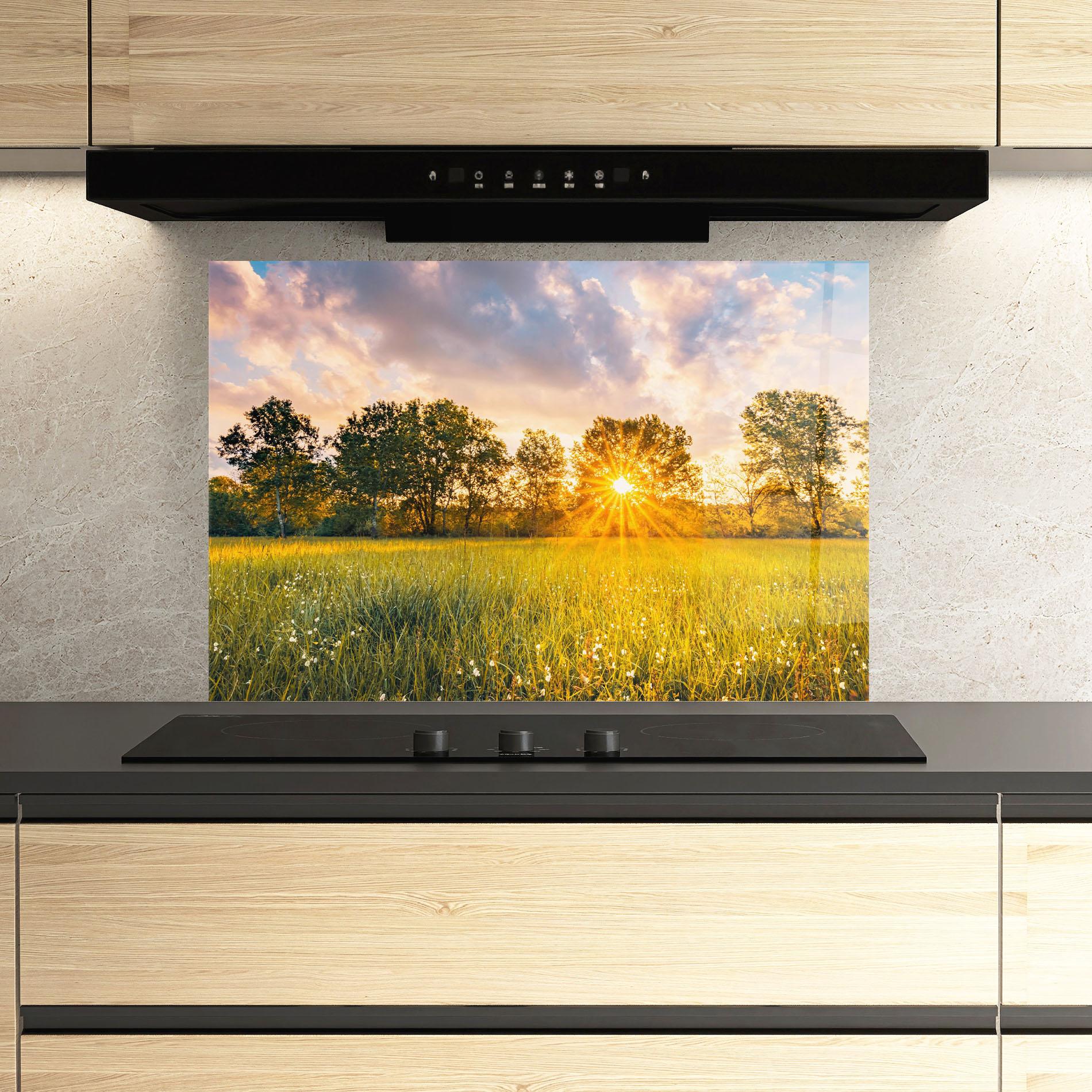 Küchenrückwand Glas Blossoming Meadow mockup 3