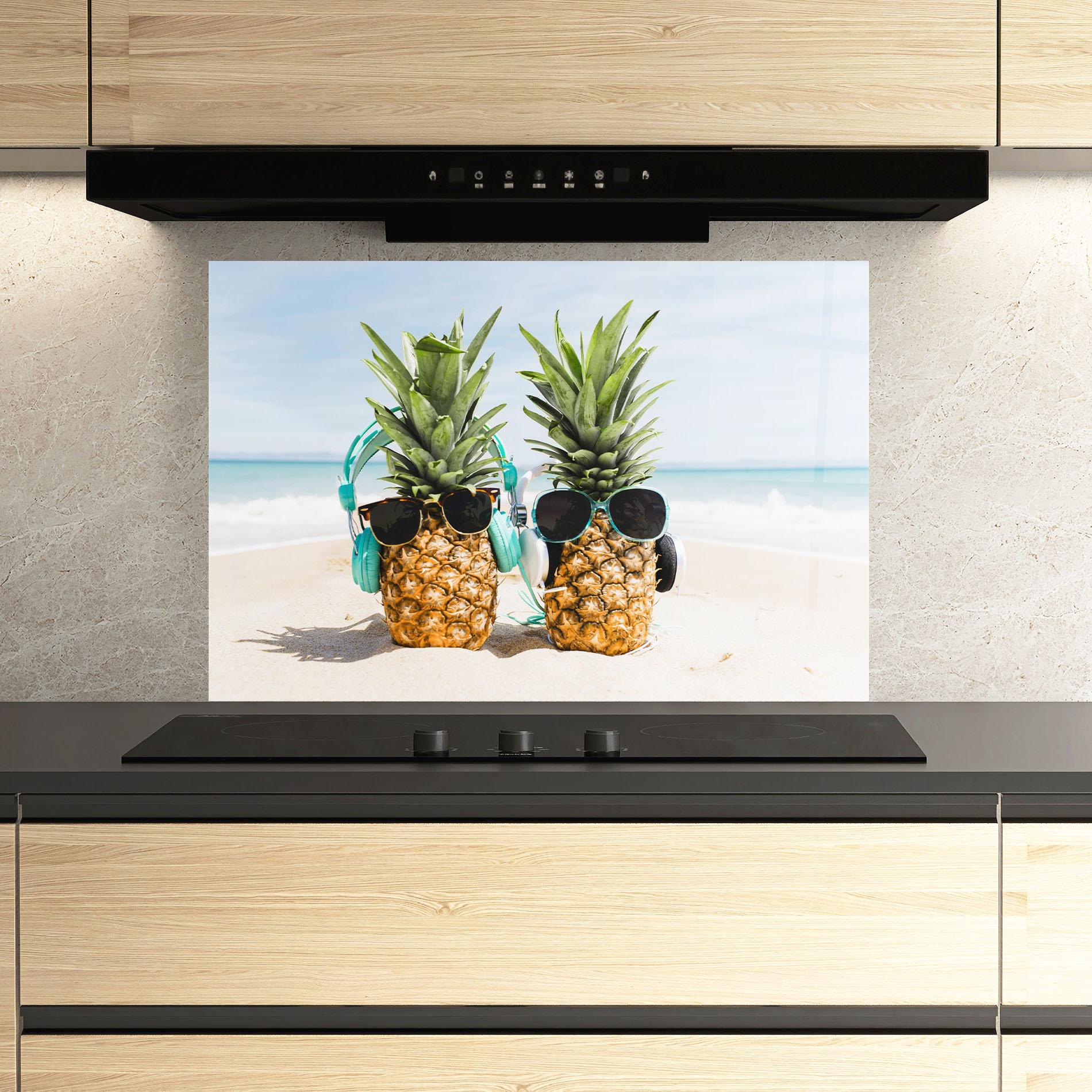 Küchenrückwand Glas Pineapples With Sunglasses mockup 3