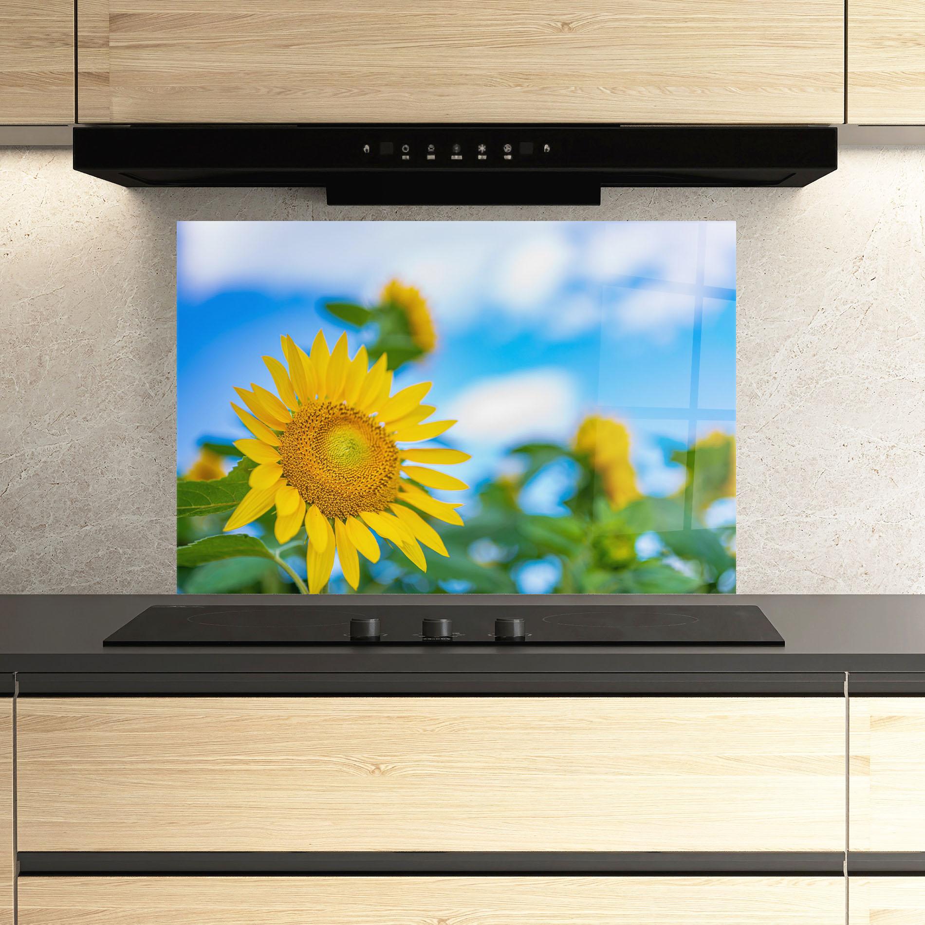 Küchenrückwand Glas Sunflower Sky mockup 3