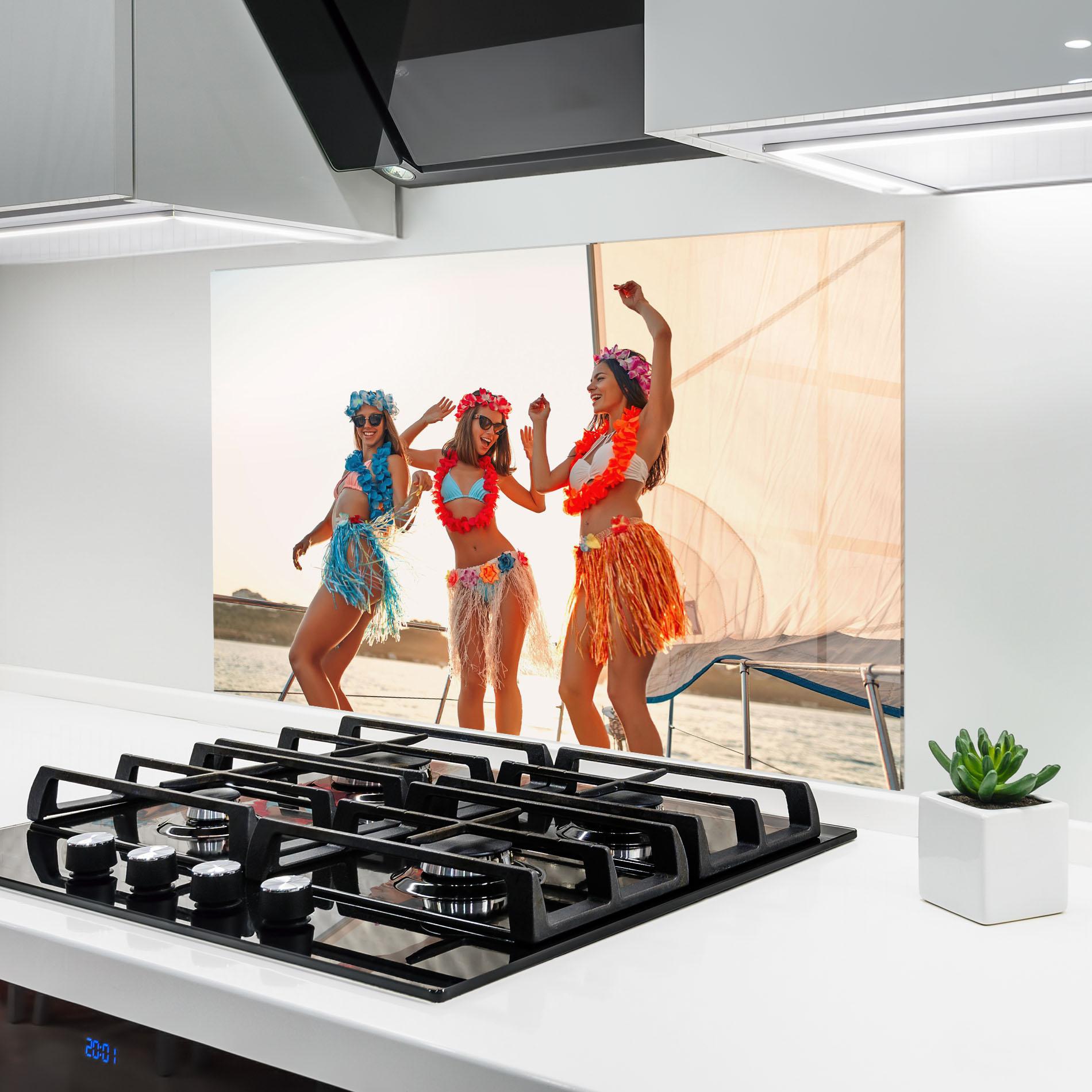 Küchenrückwand Glas Summer Party mockup 6