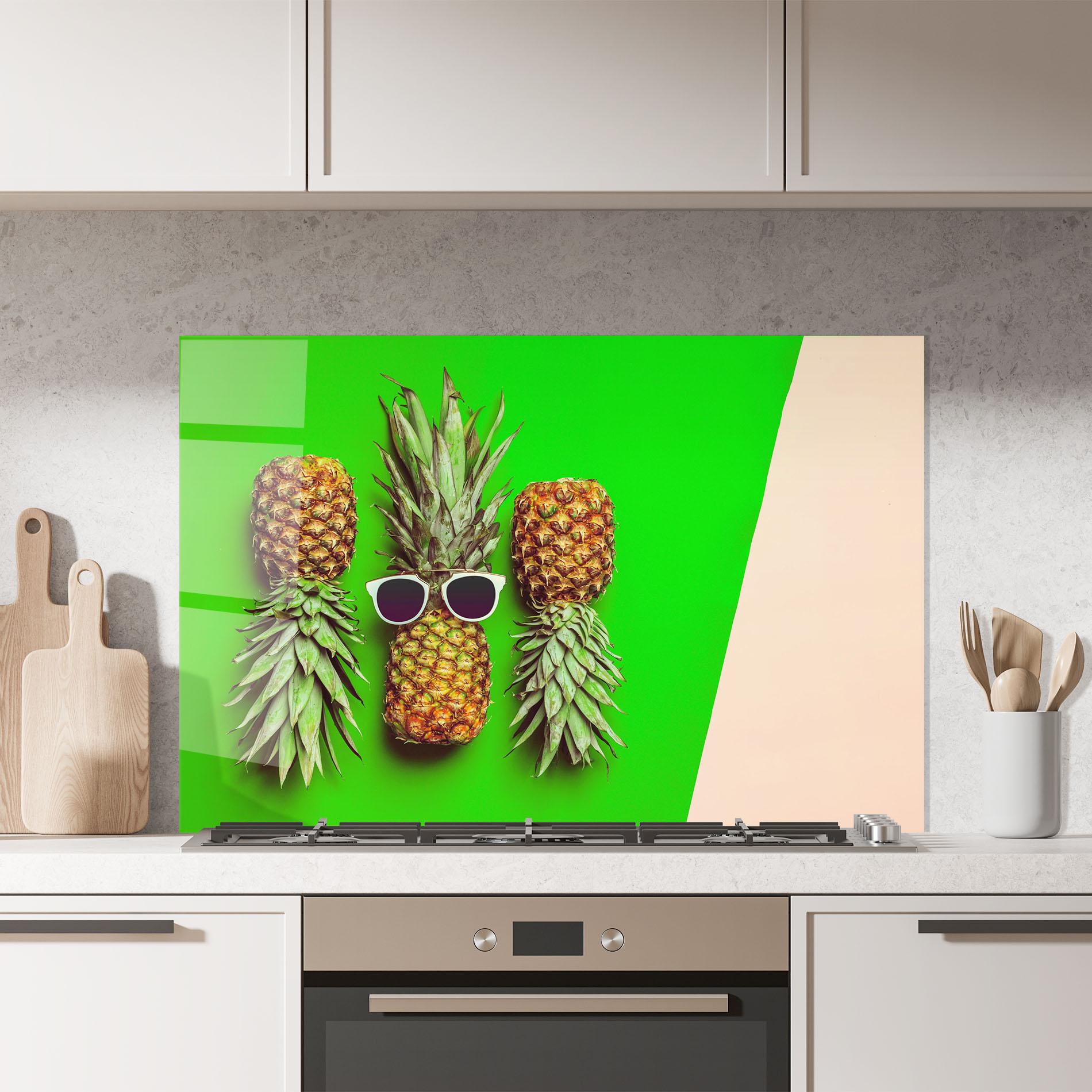 Küchenrückwand Glas Green Pineapple mockup 7