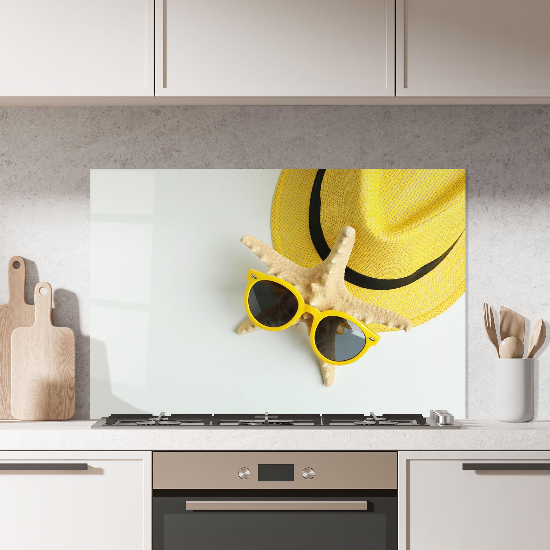 Küchenrückwand Glas Seastar Sunglasses mockup 7
