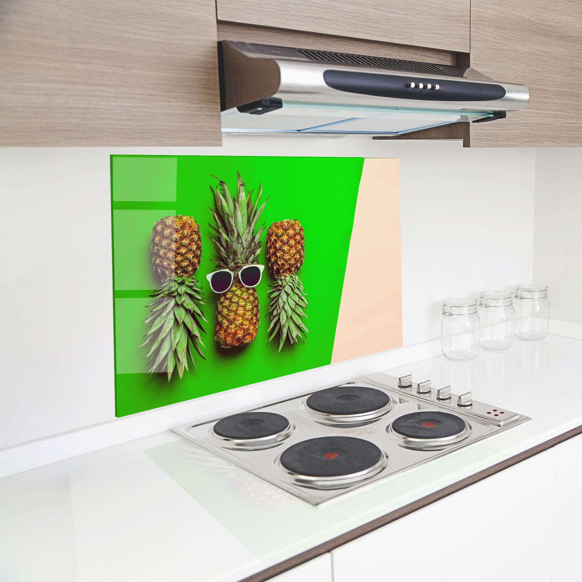 Küchenrückwand Glas Green Pineapple mockup 8
