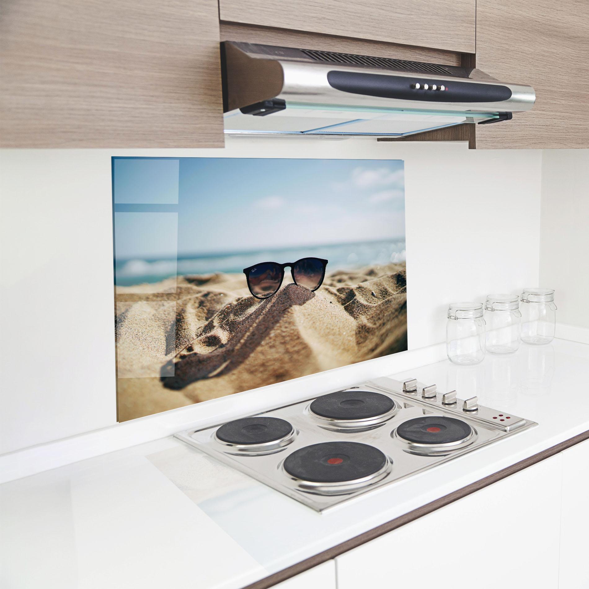 Küchenrückwand Glas Sand Glasses mockup 8