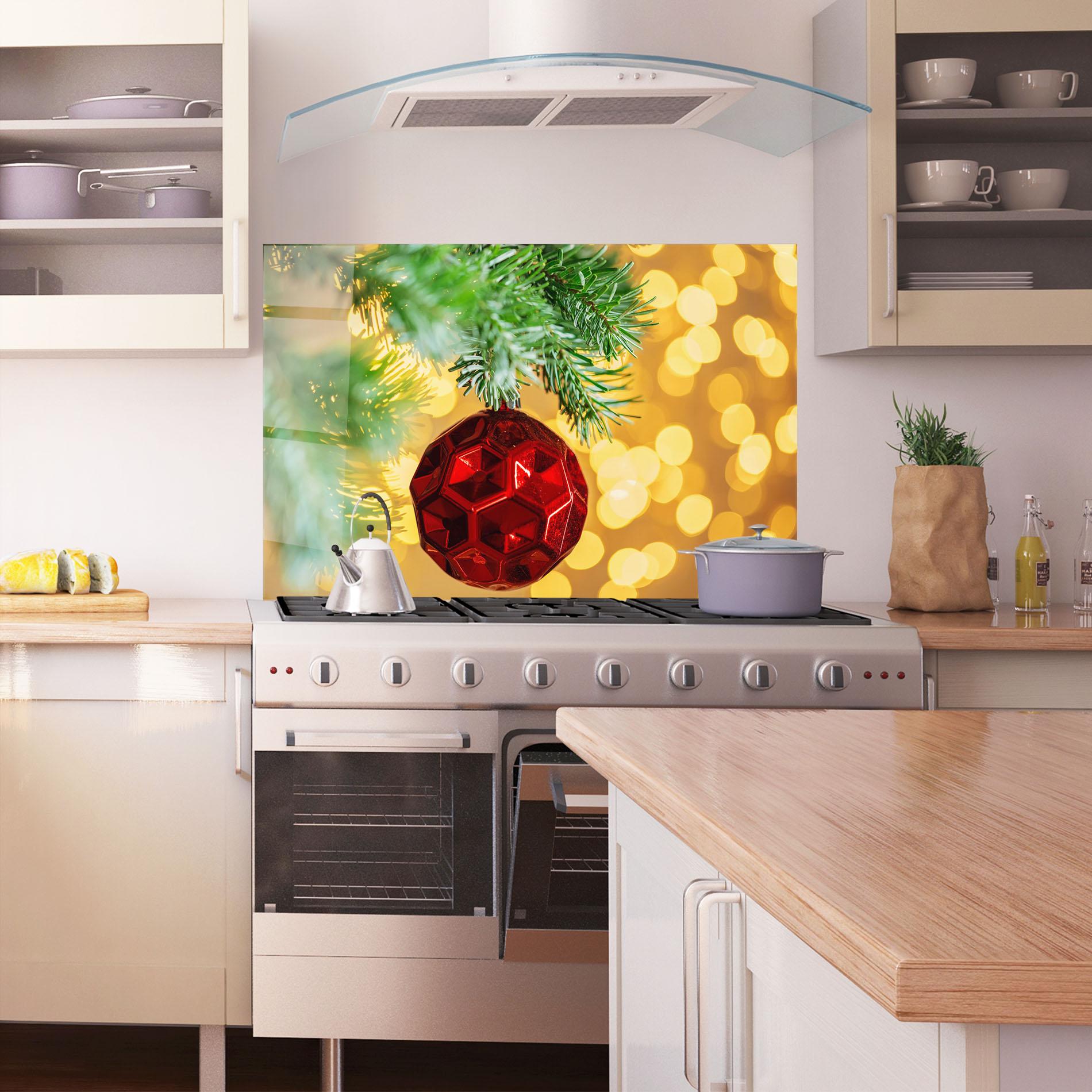 Küchenrückwand Glas Red Christmas Ball mockup 1