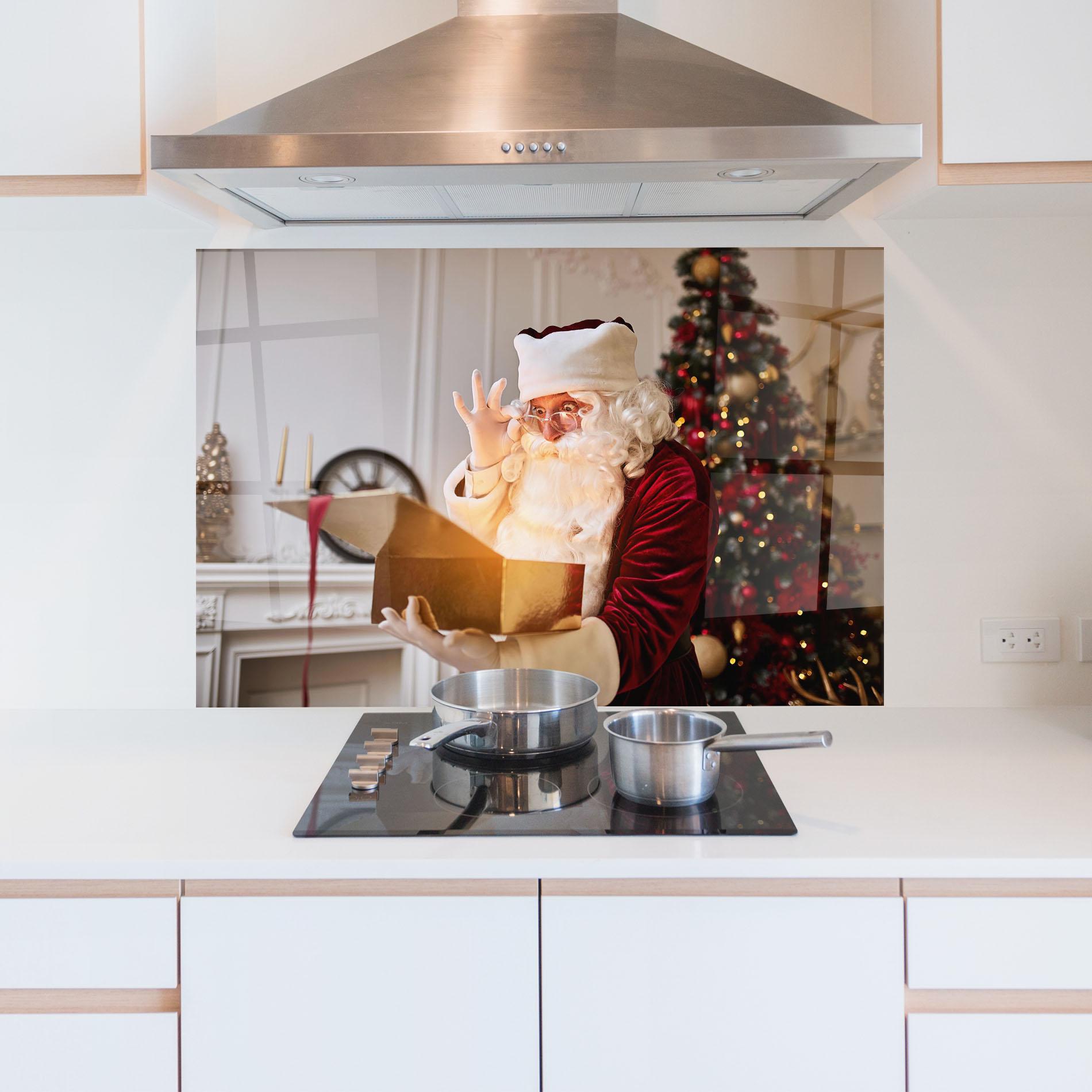 Küchenrückwand Glas Magical Glowing Gift mockup 5