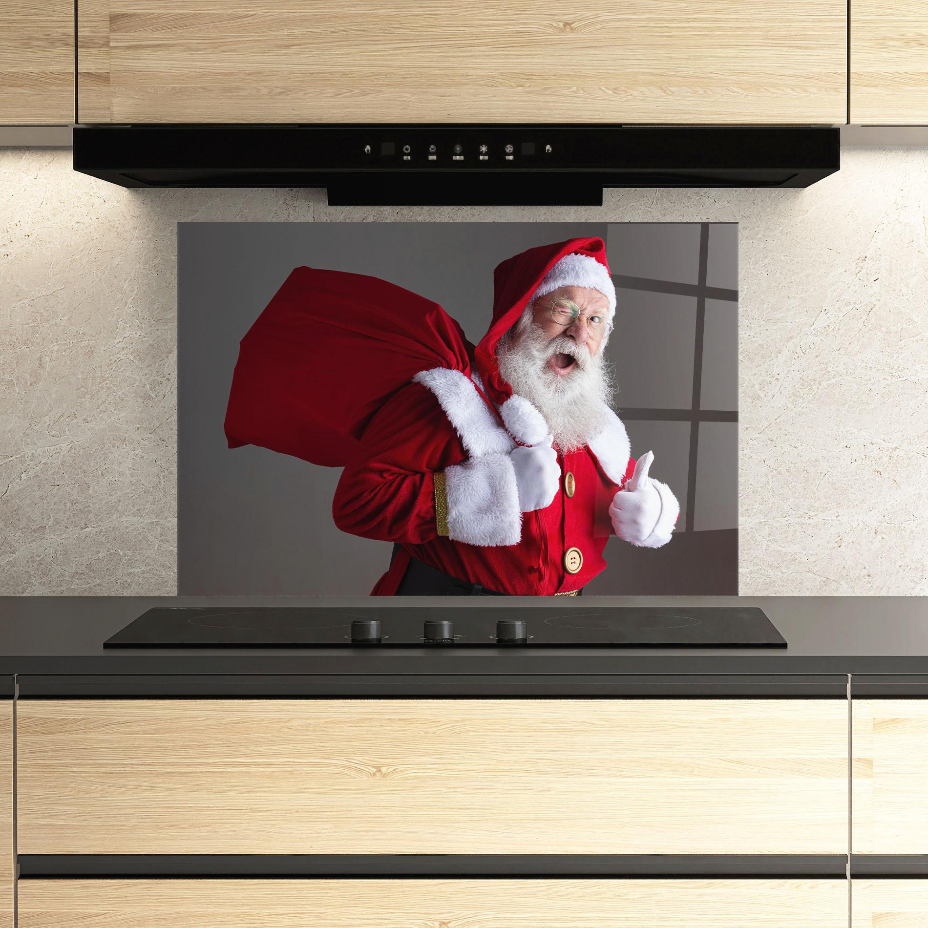 Küchenrückwand Glas Santa Smiling mockup 3