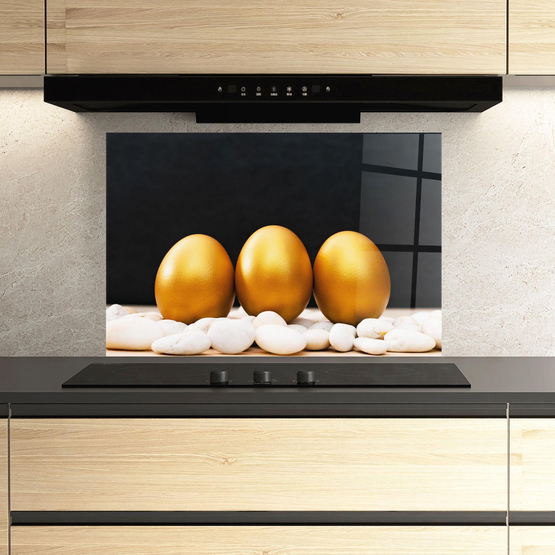 Küchenrückwand Glas Golden Easter Egg mockup 3