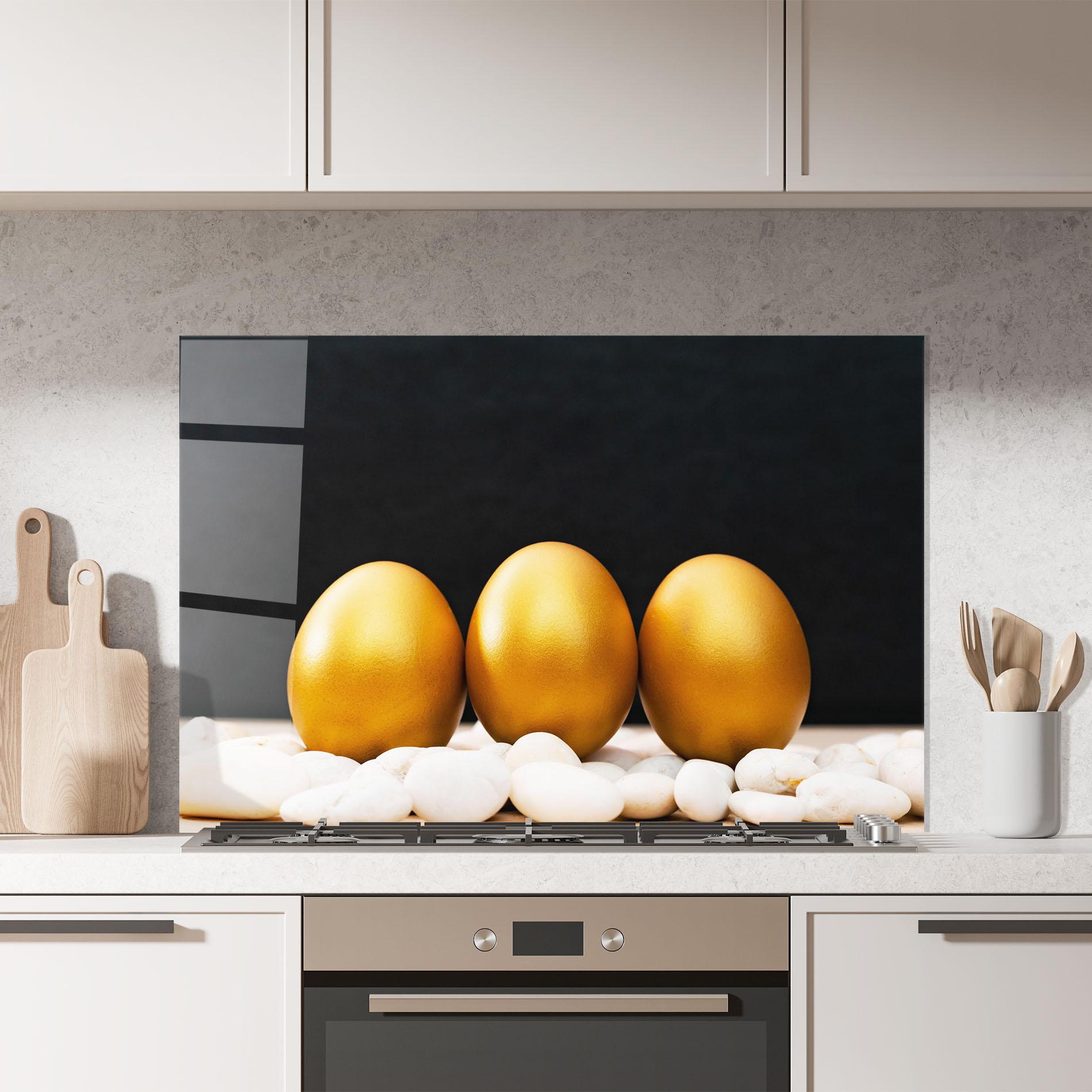 Küchenrückwand Glas Golden Easter Egg mockup 7