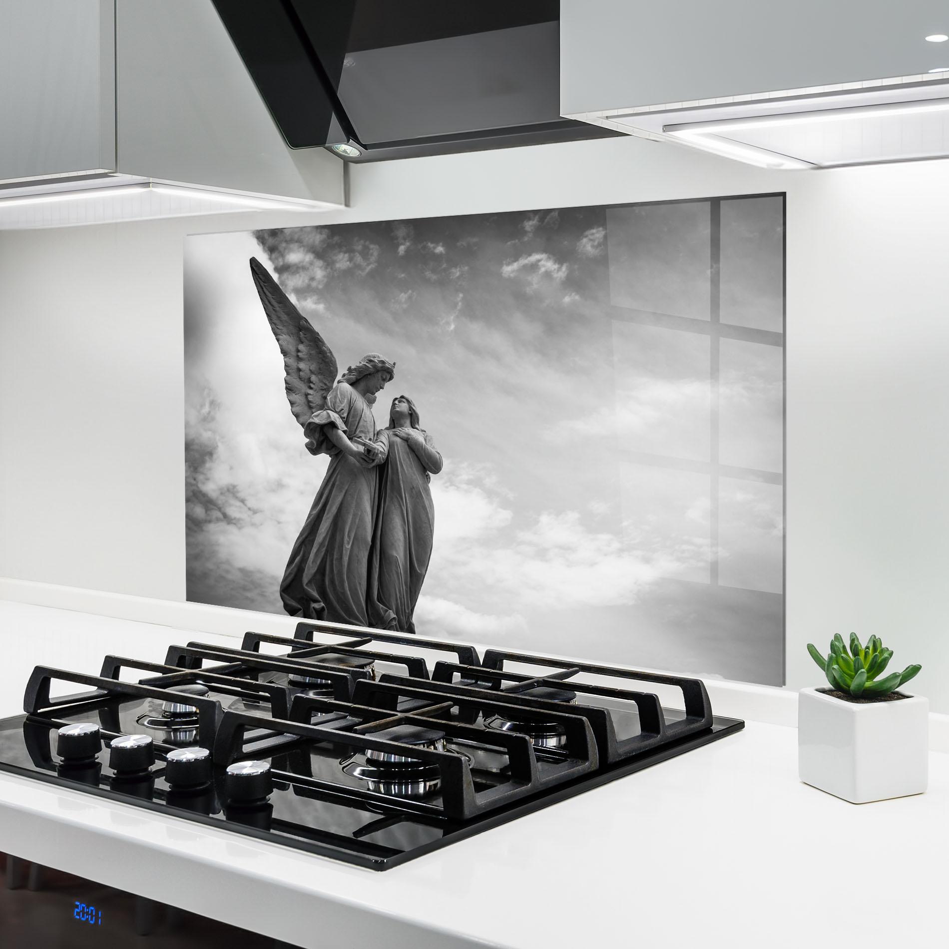 Küchenrückwand Glas Grey Stone Angels mockup 6