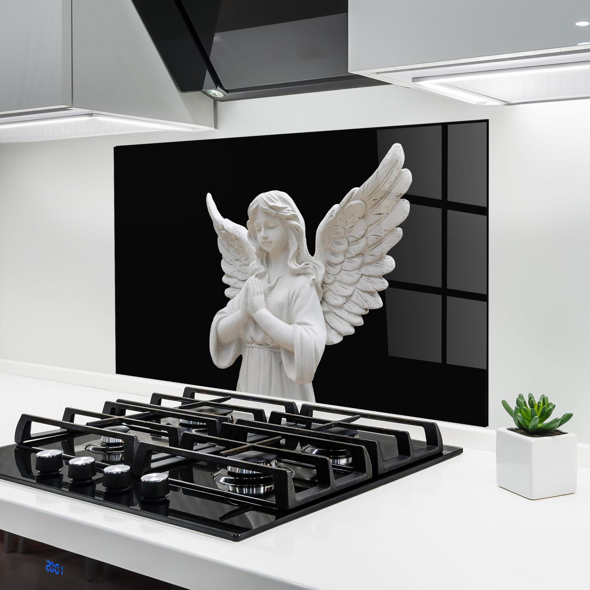 Küchenrückwand Glas Pretty Angel Statues mockup 6