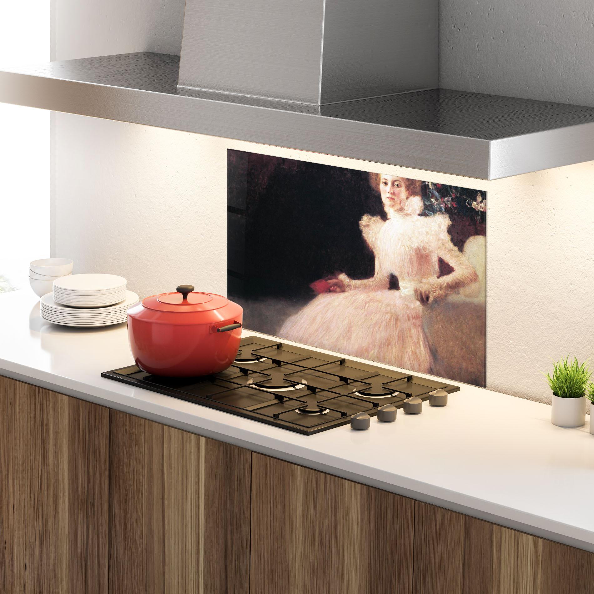 Küchenrückwand Glas Gustav Klimt Pink Dress mockup 4