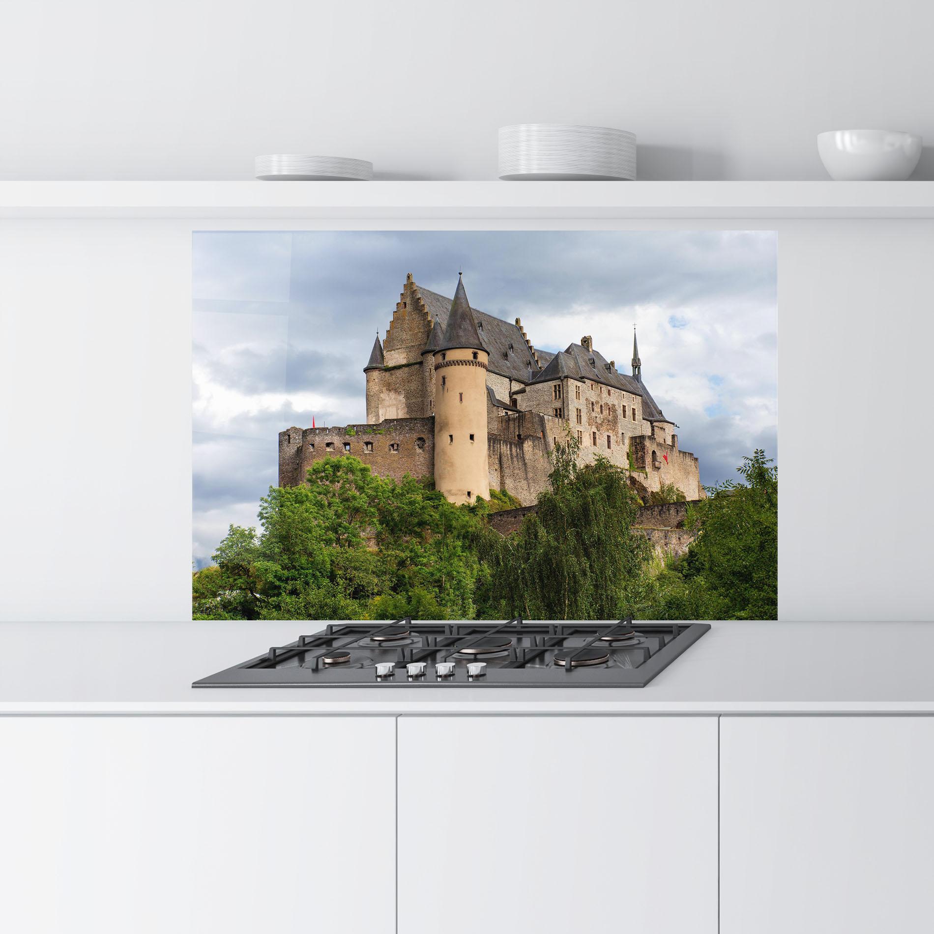Küchenrückwand Glas Castle Vianden mockup 9
