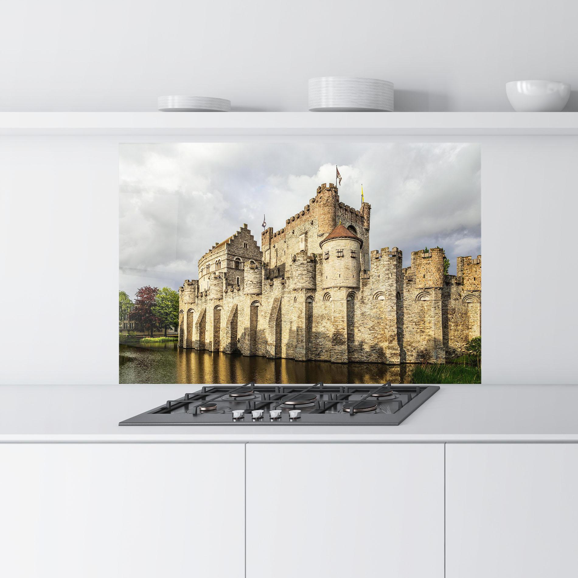 Küchenrückwand Glas Medieval Castle Belgium mockup 9
