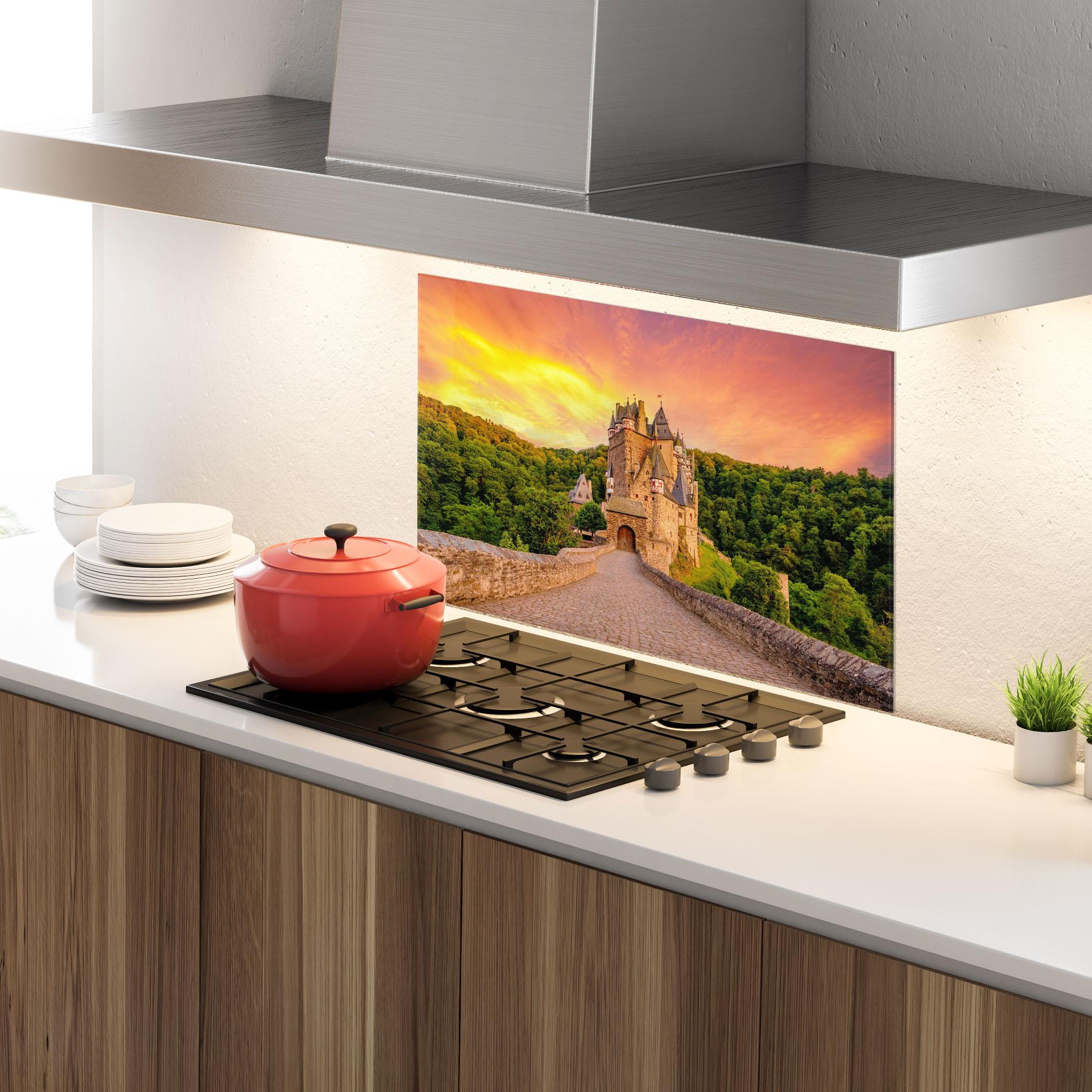 Küchenrückwand Glas Burg Eltz Castle mockup 4