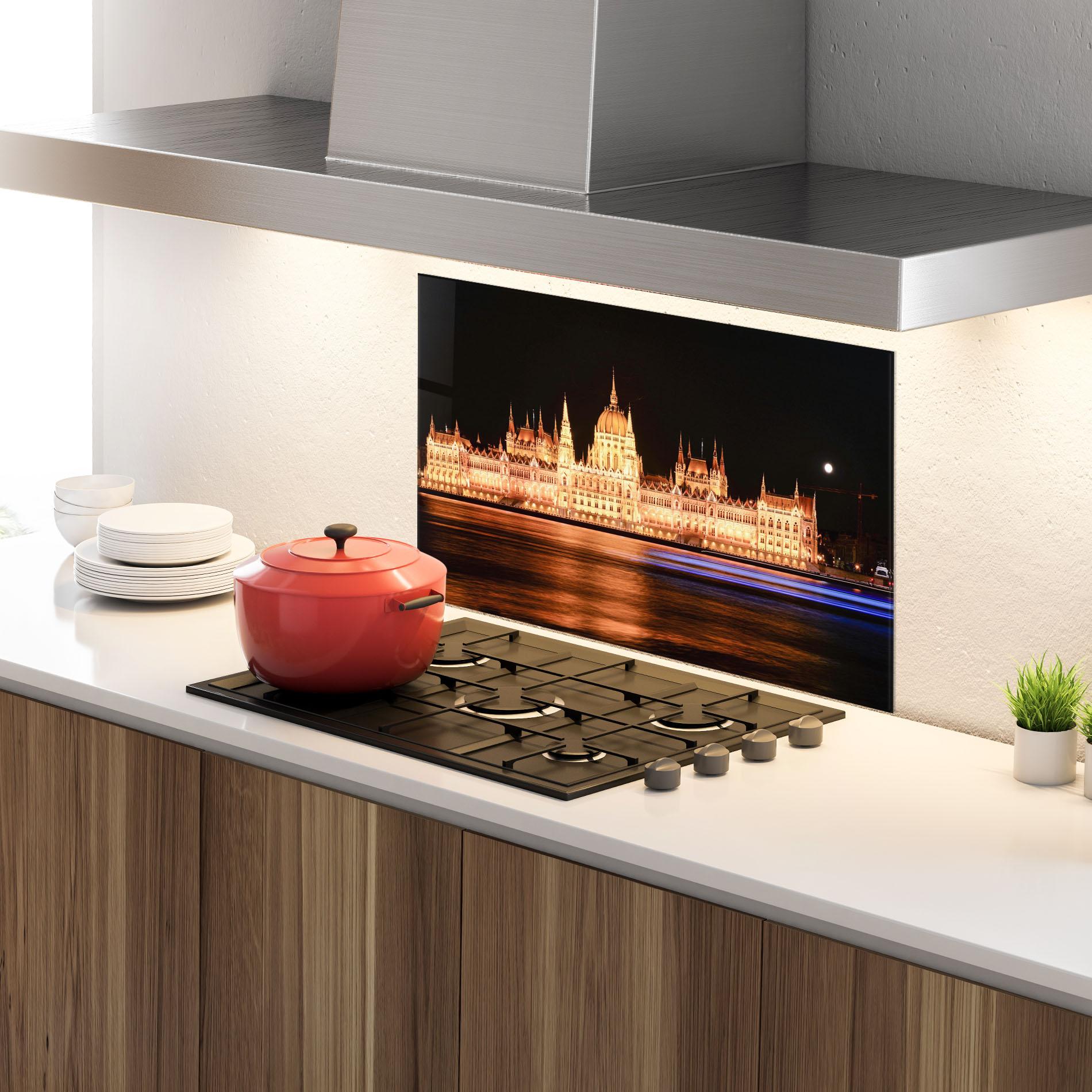 Küchenrückwand Glas Night Reflection mockup 4