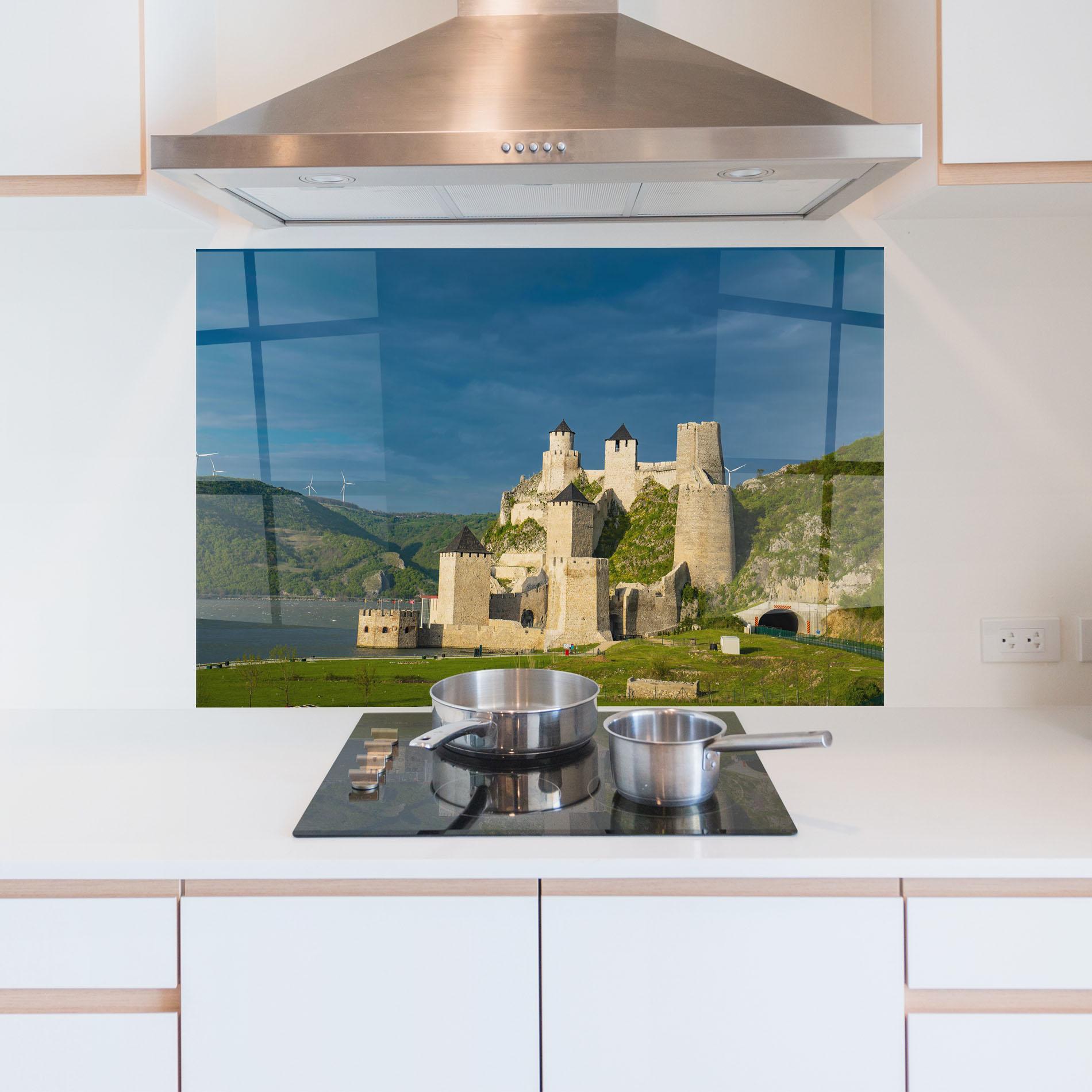 Küchenrückwand Glas Medieval Golubac Serbia mockup 5