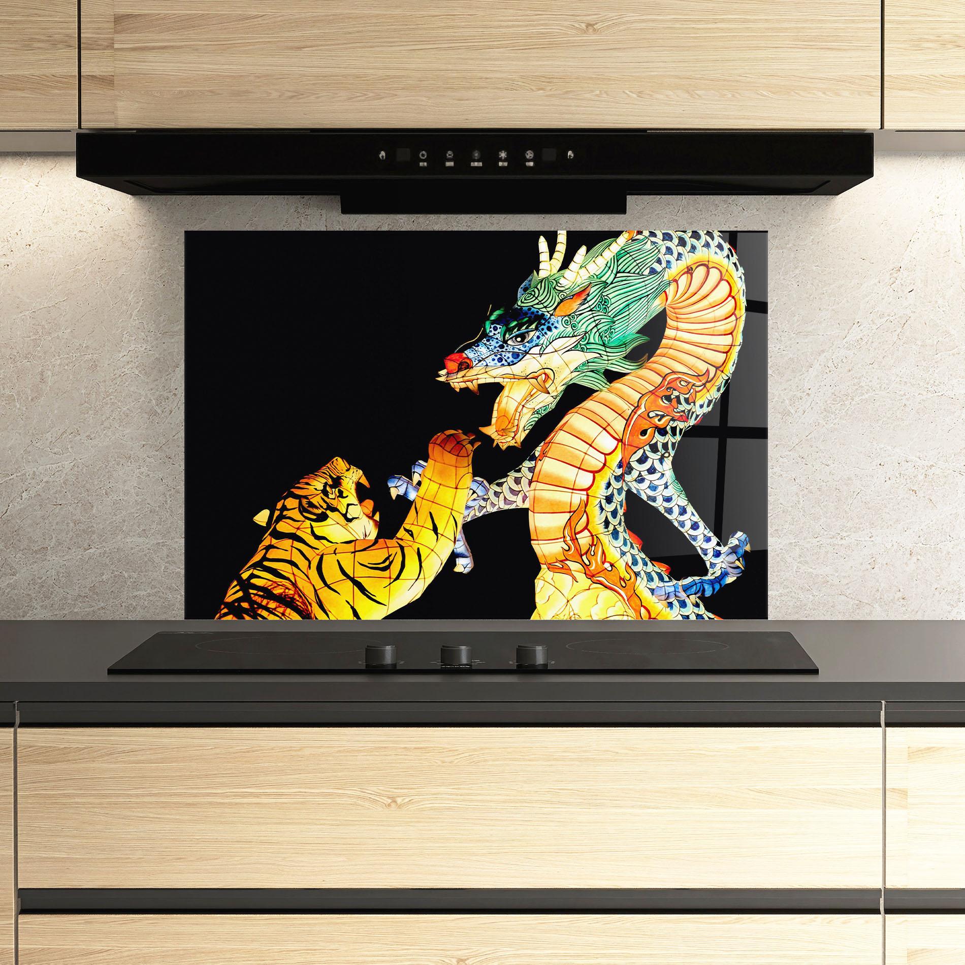 Küchenrückwand Glas Chinese Dragon And Tiger mockup 3