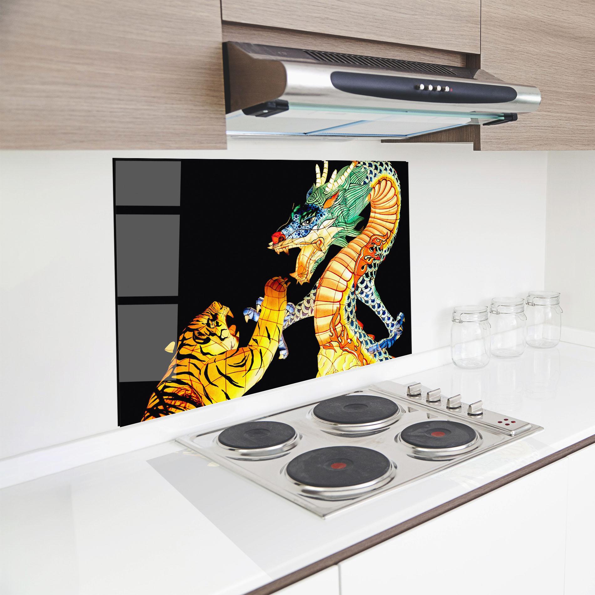 Küchenrückwand Glas Chinese Dragon And Tiger mockup 8