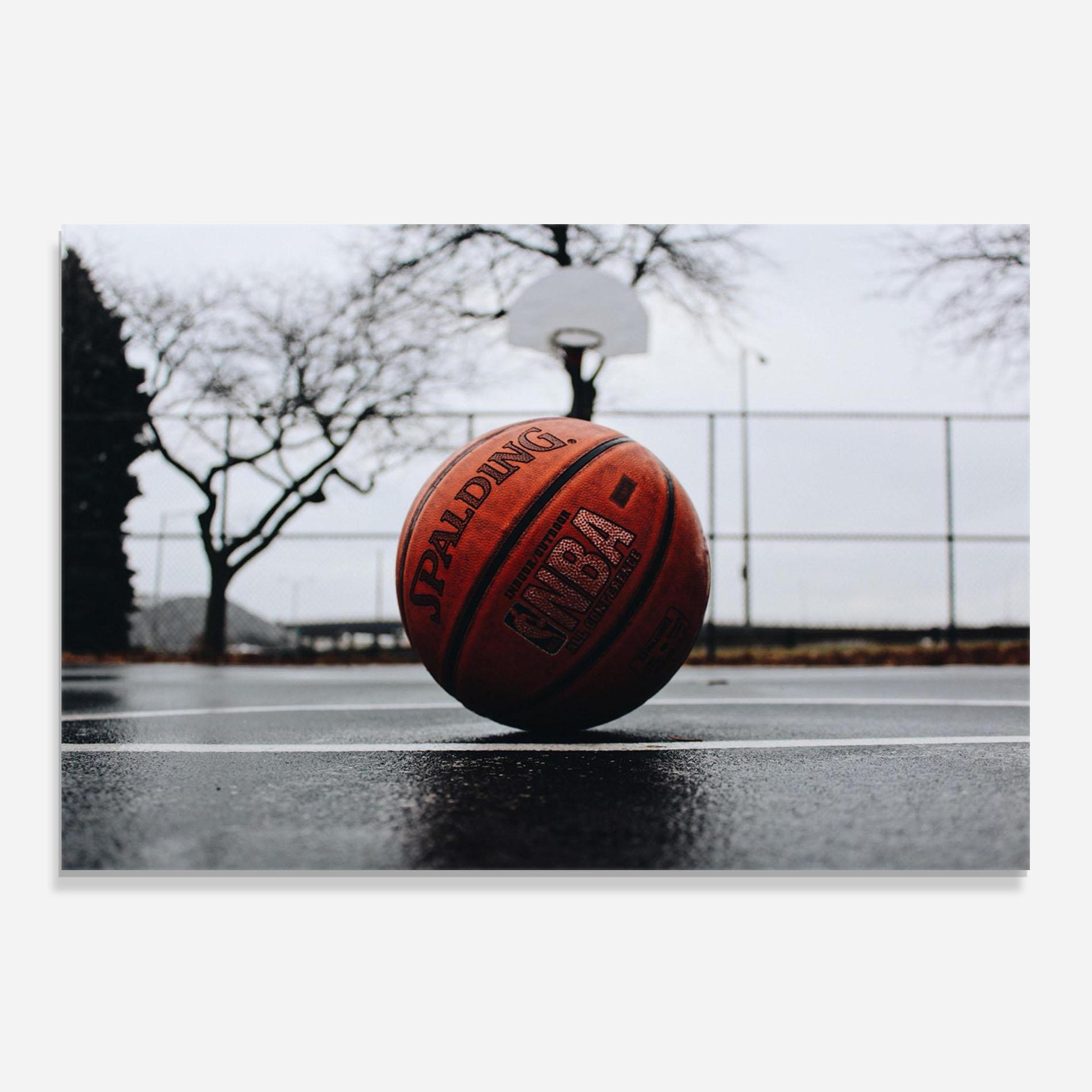 Küchenrückwand Glas Orange Basketball On Grey mockup 0