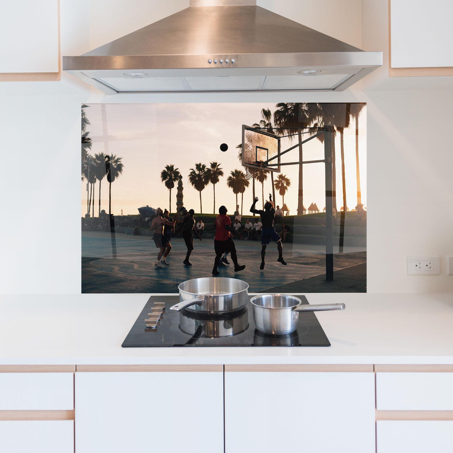 Küchenrückwand Glas Basketball Friends mockup 5