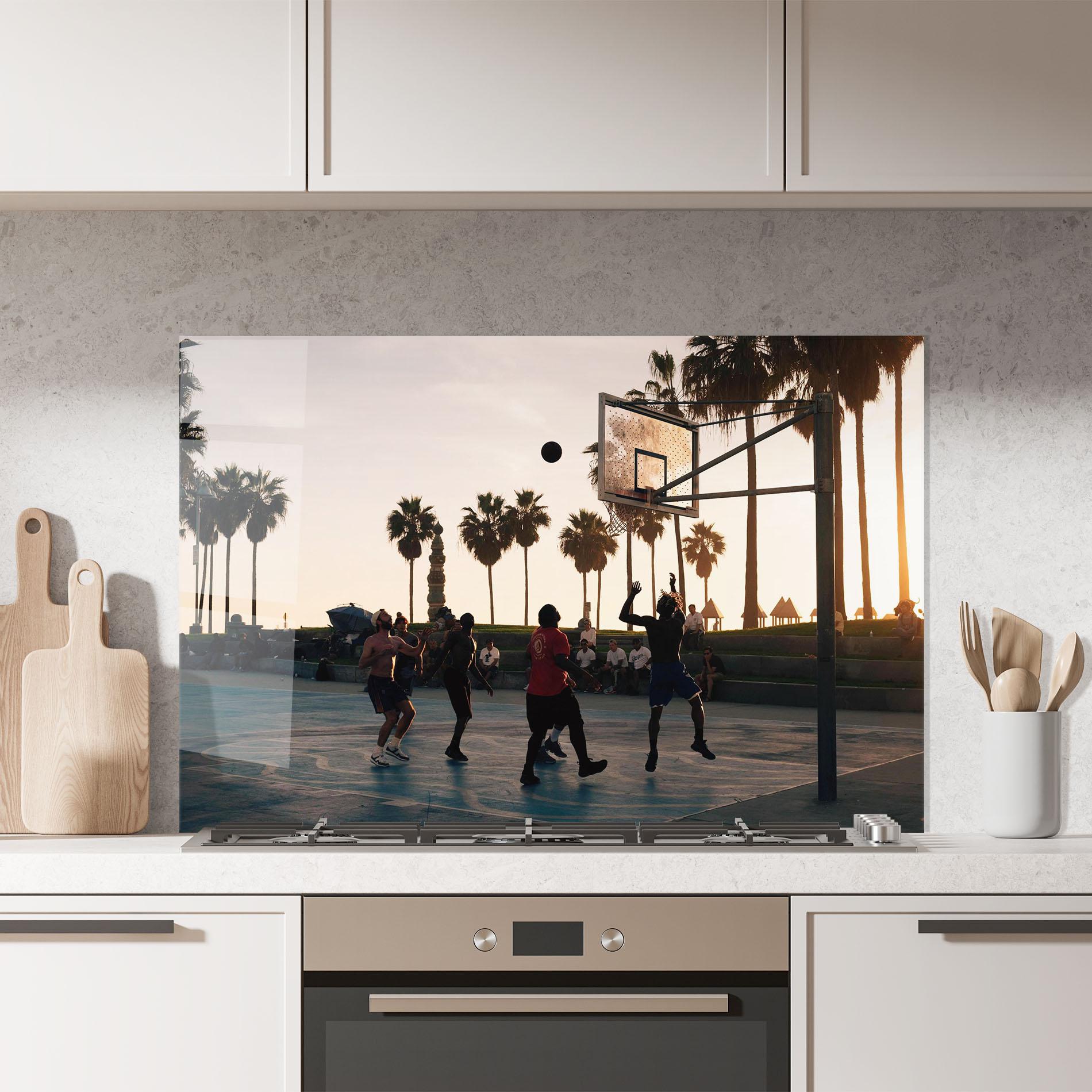 Küchenrückwand Glas Basketball Friends mockup 7