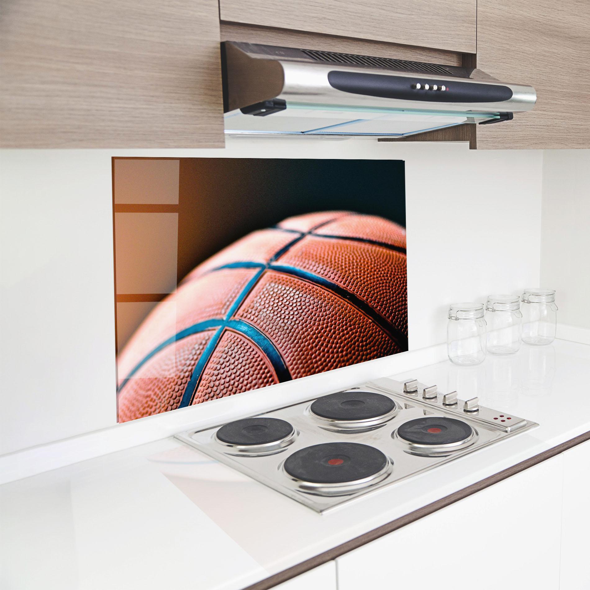 Küchenrückwand Glas Basketball In Light mockup 8