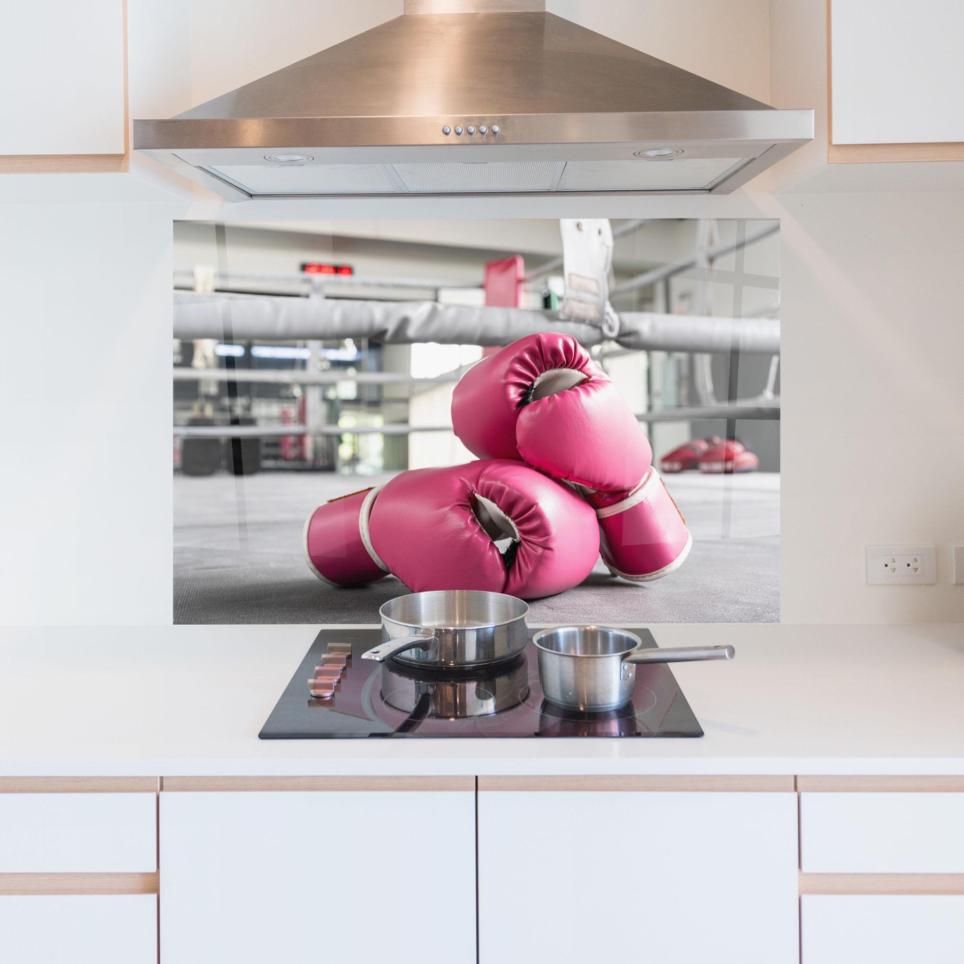 Küchenrückwand Glas Pink Boxing Gloves mockup 5