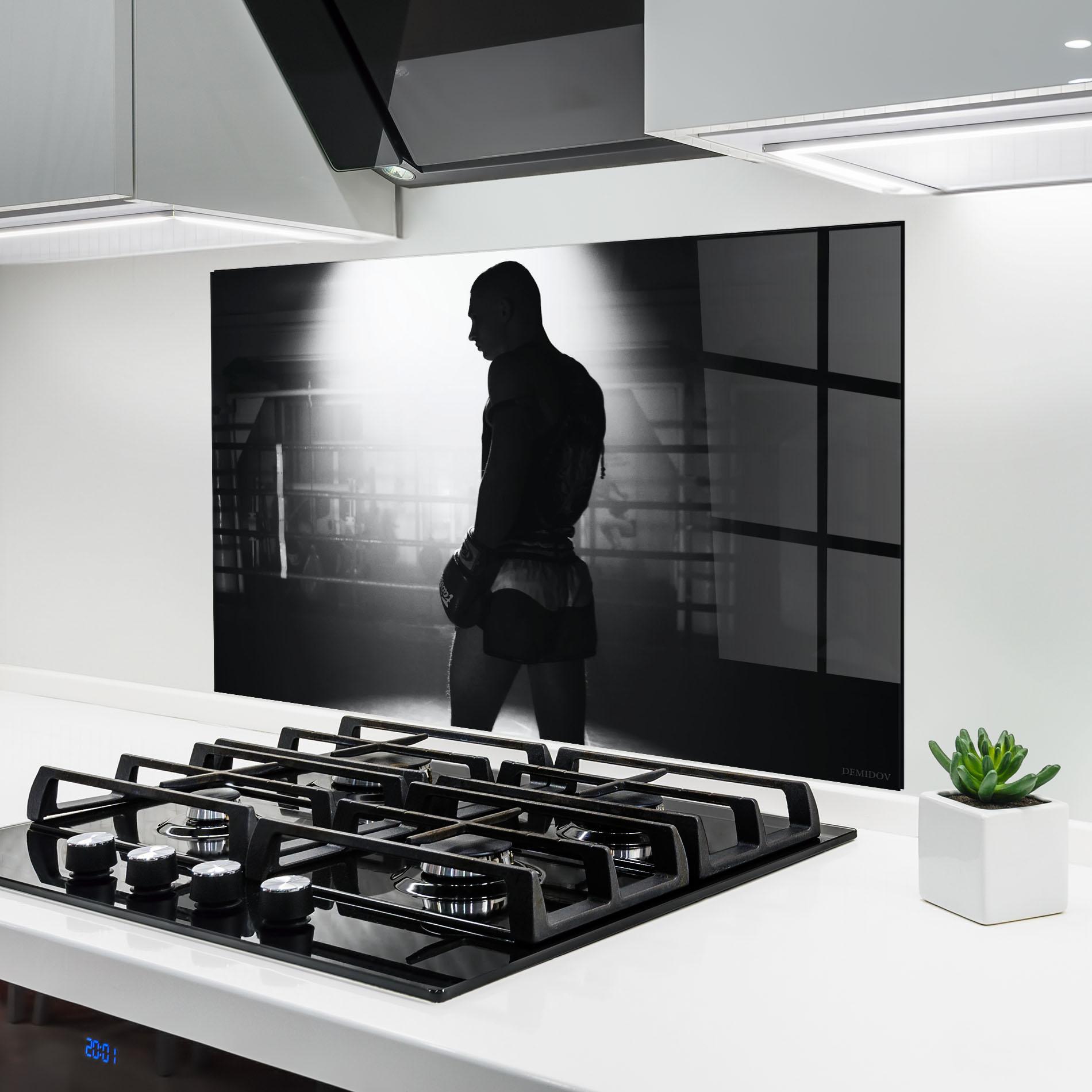 Küchenrückwand Glas Boxer Shilouette mockup 6