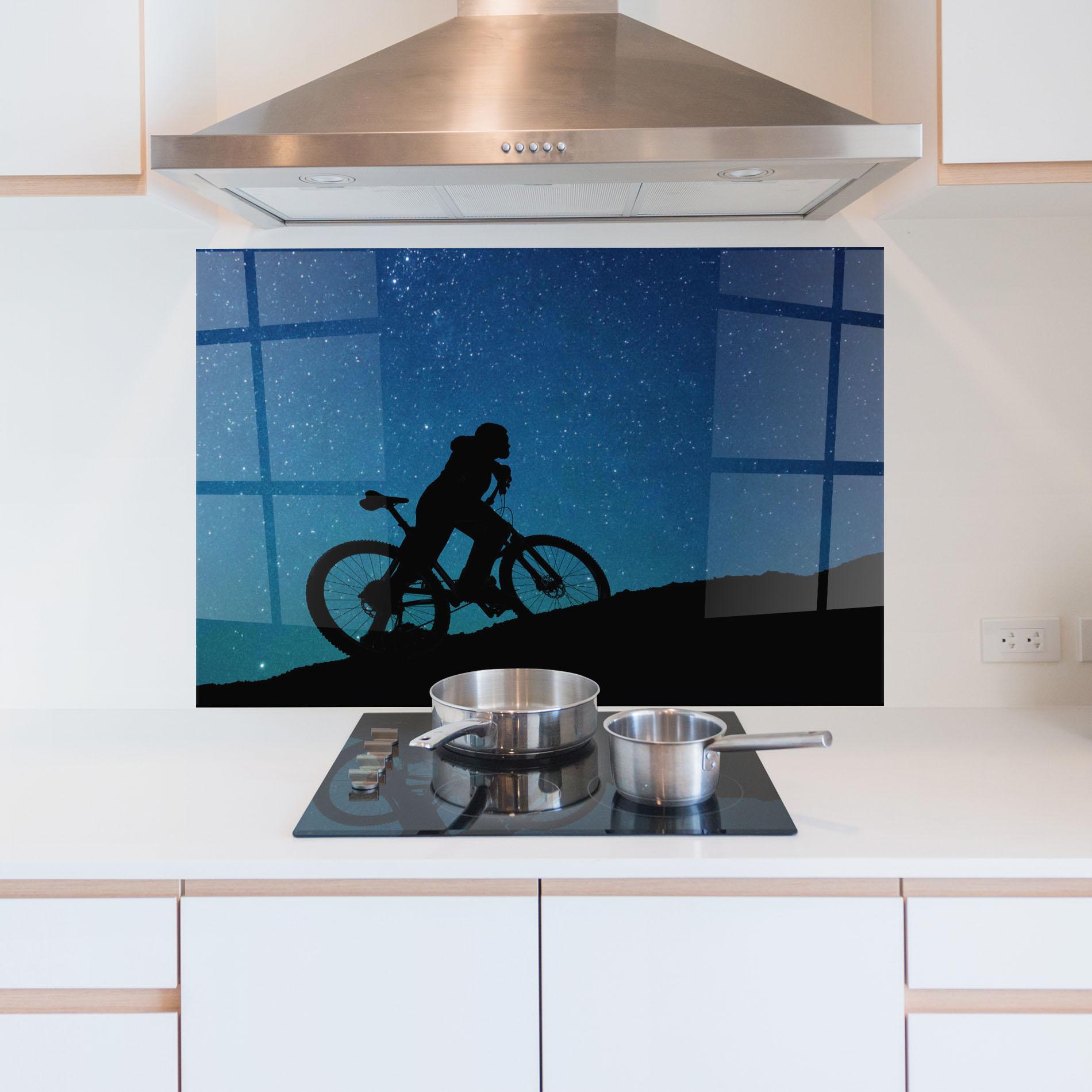 Küchenrückwand Glas Bike Blast mockup 5