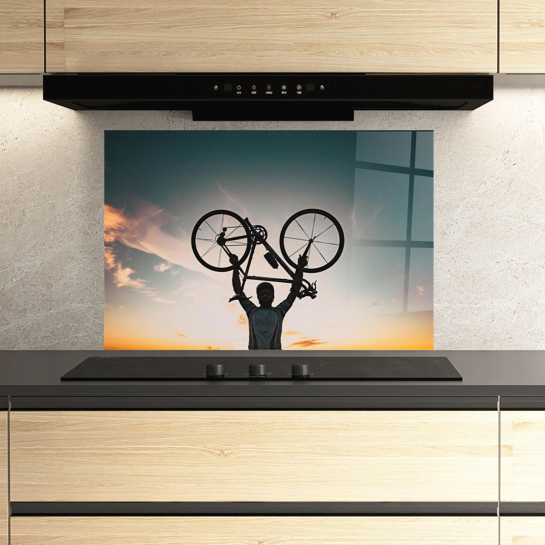 Küchenrückwand Glas Cycle Explor mockup 3