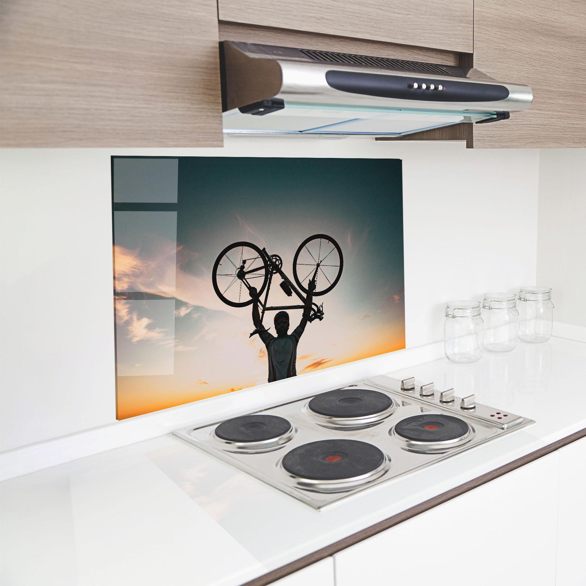 Küchenrückwand Glas Cycle Explor mockup 8
