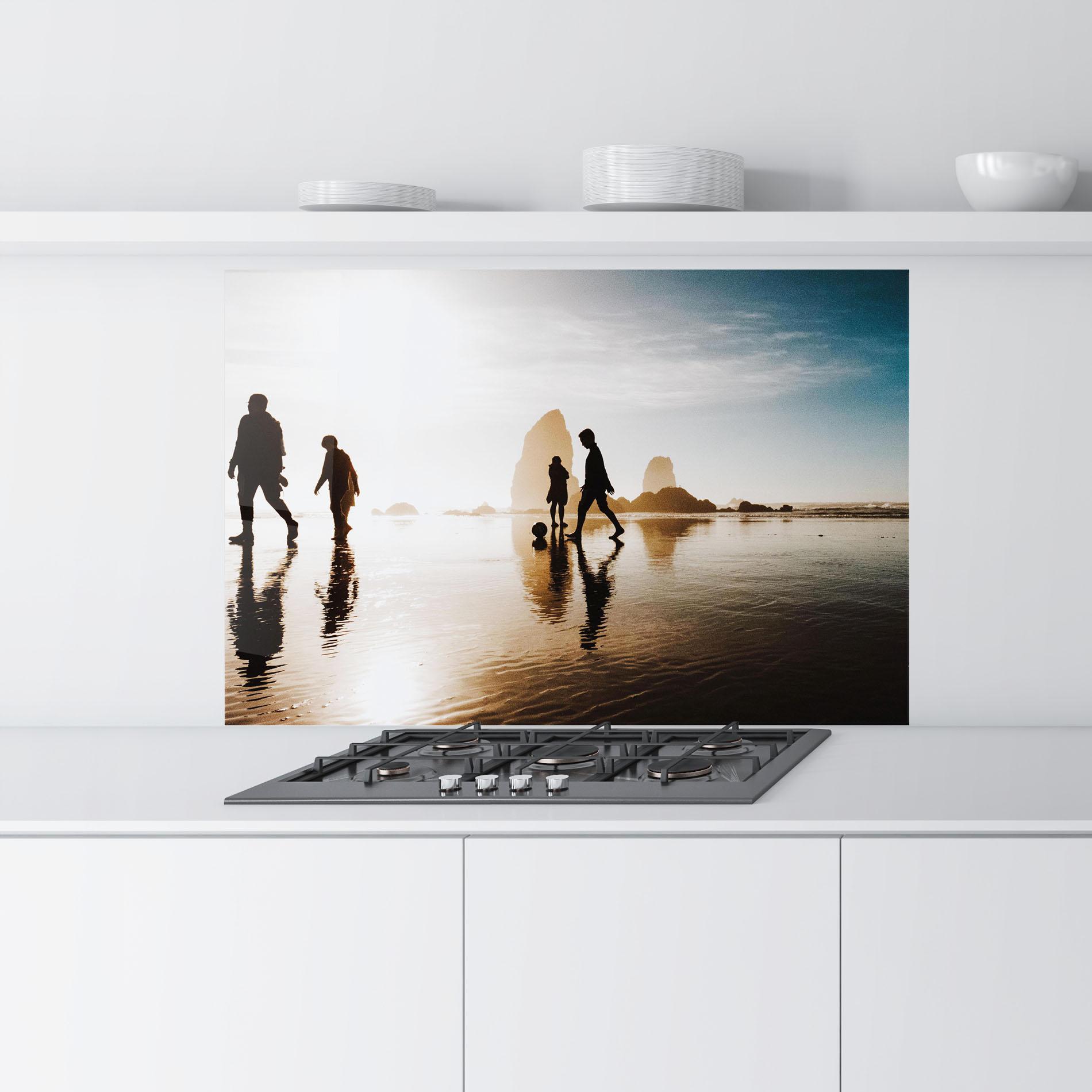 Küchenrückwand Glas Football On Water mockup 9