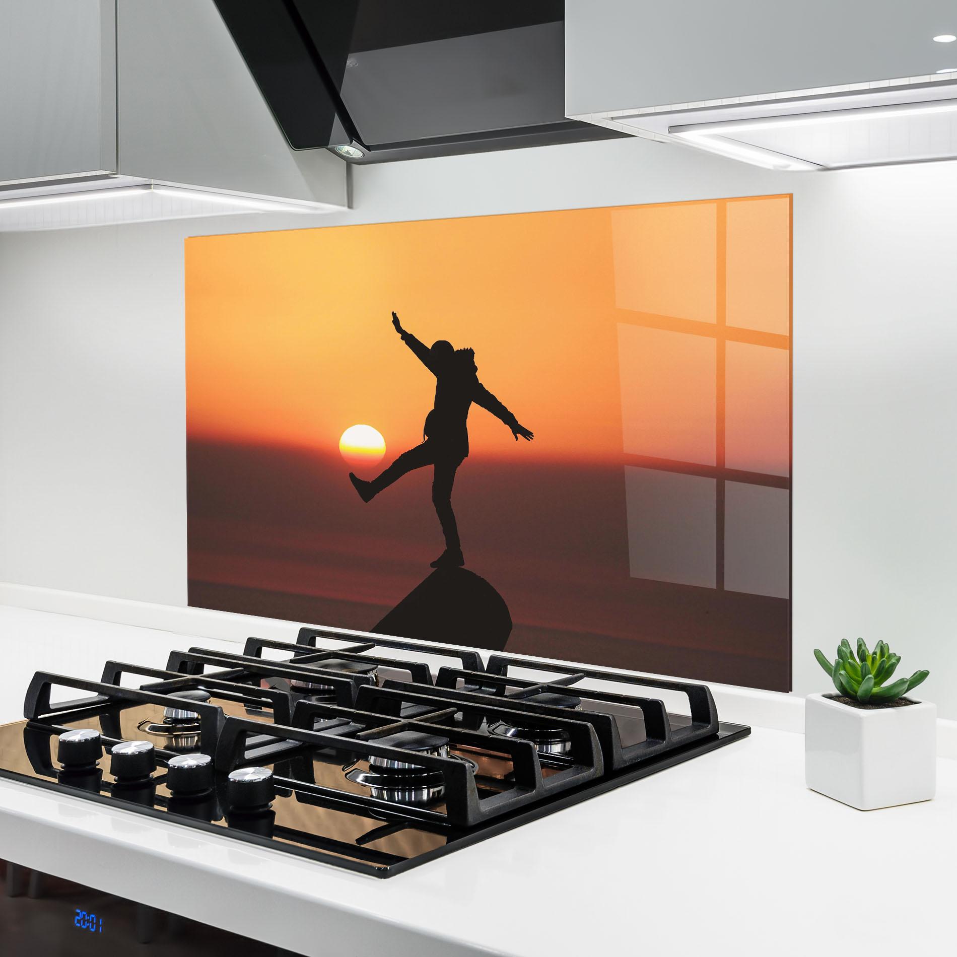 Küchenrückwand Glas Football With The Sun mockup 6