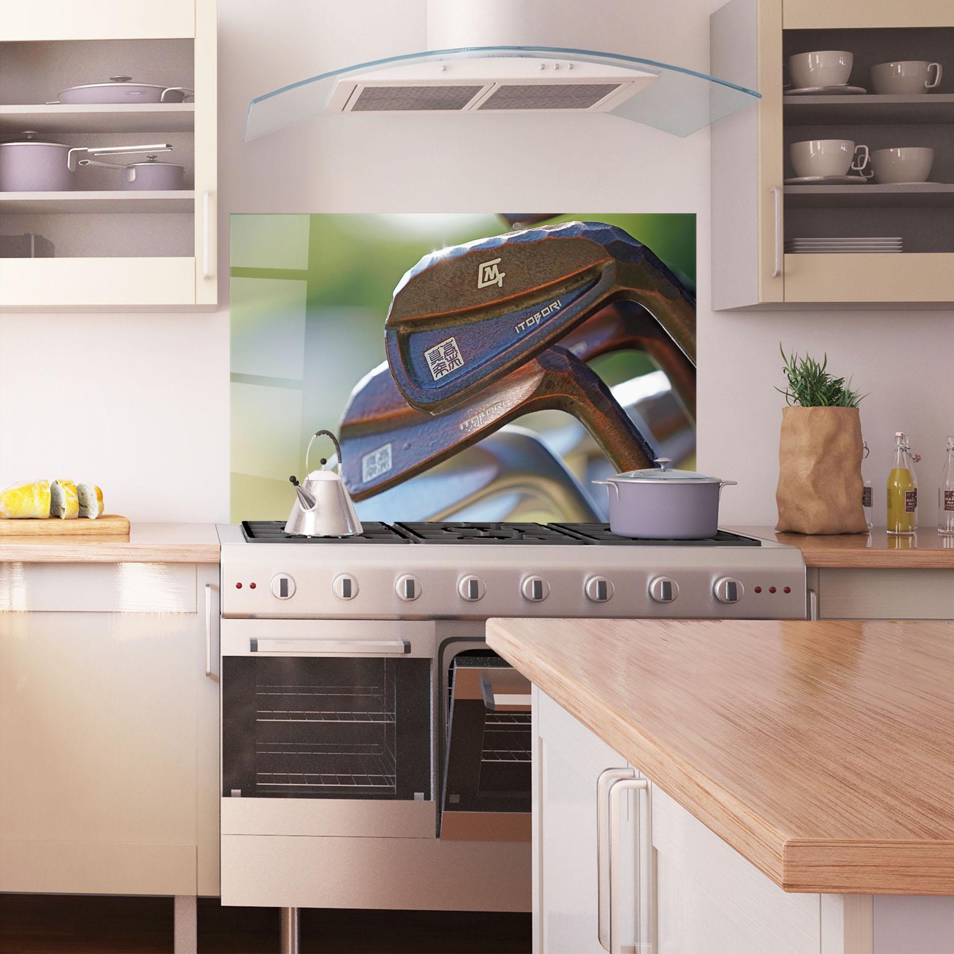 Küchenrückwand Glas Golf Club Close Up mockup 1