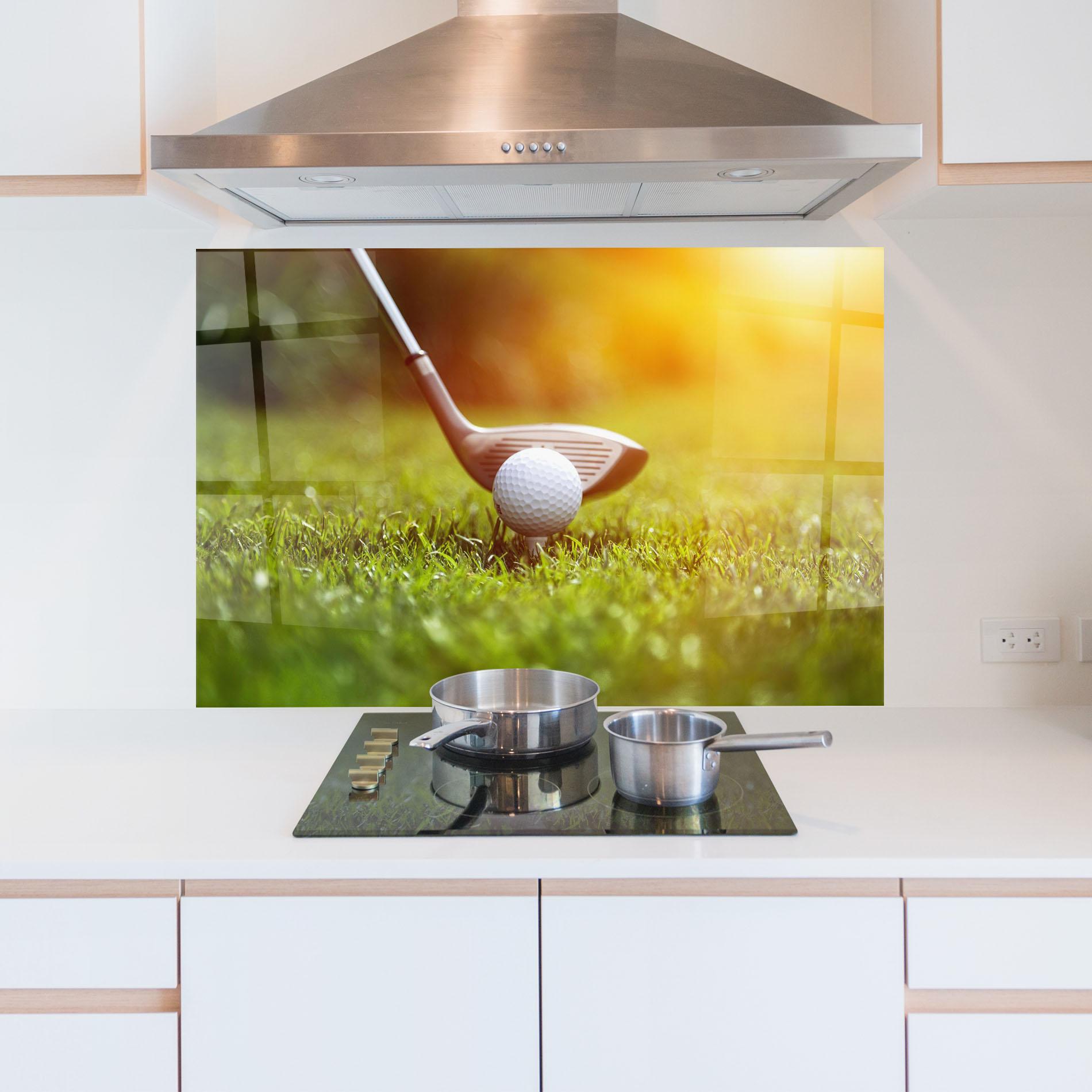 Küchenrückwand Glas Close Up Golf Ball mockup 5