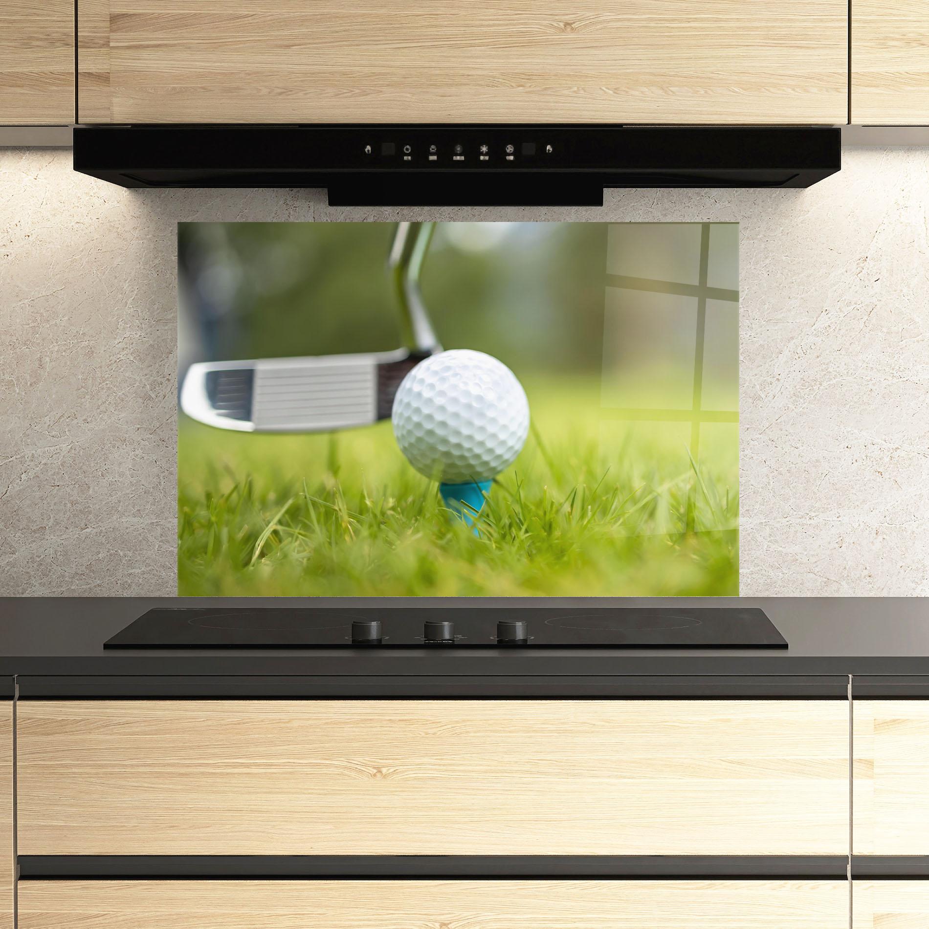 Küchenrückwand Glas Golf Ball Tee mockup 3