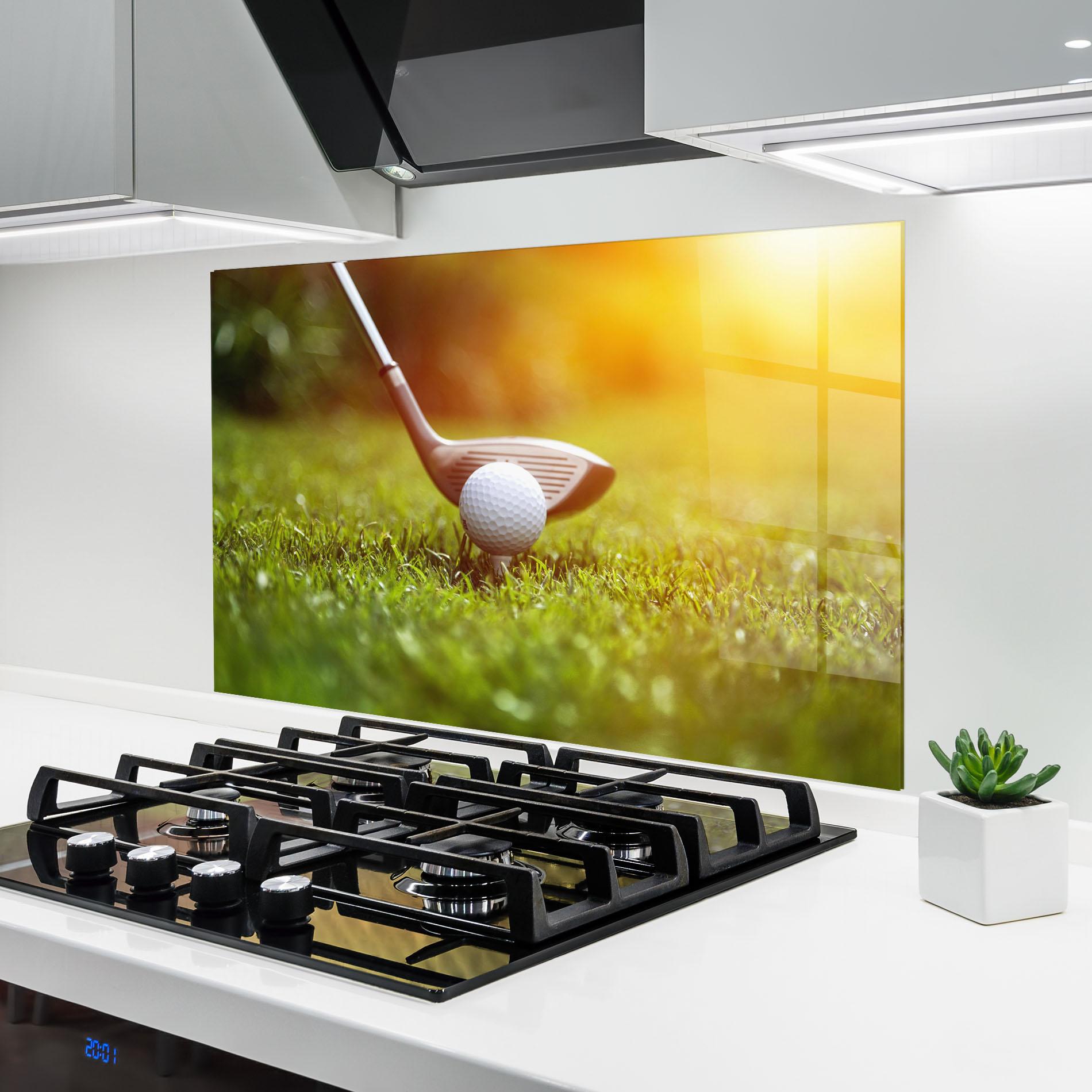 Küchenrückwand Glas Close Up Golf Ball mockup 6
