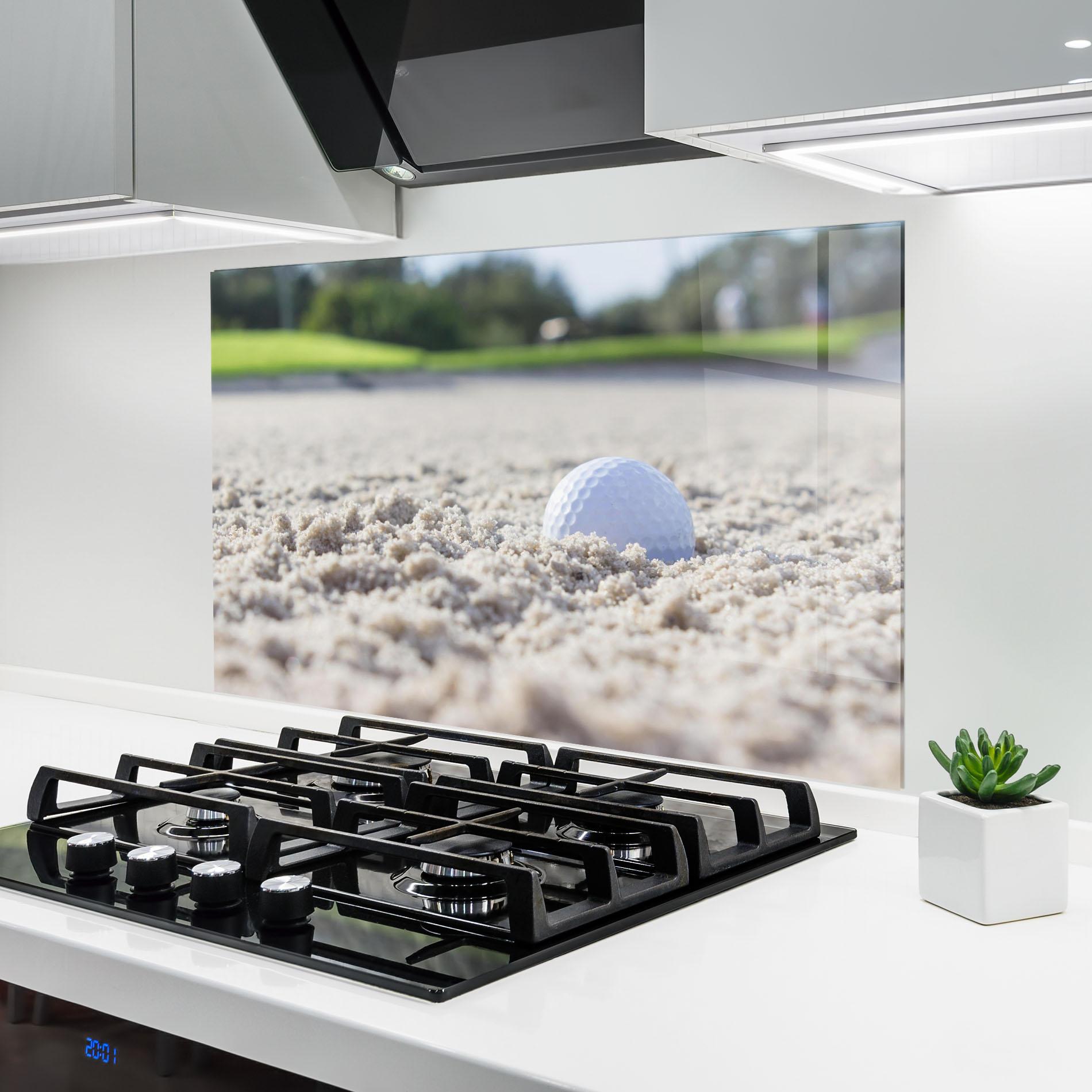 Küchenrückwand Glas Golf Ball In Sand mockup 6