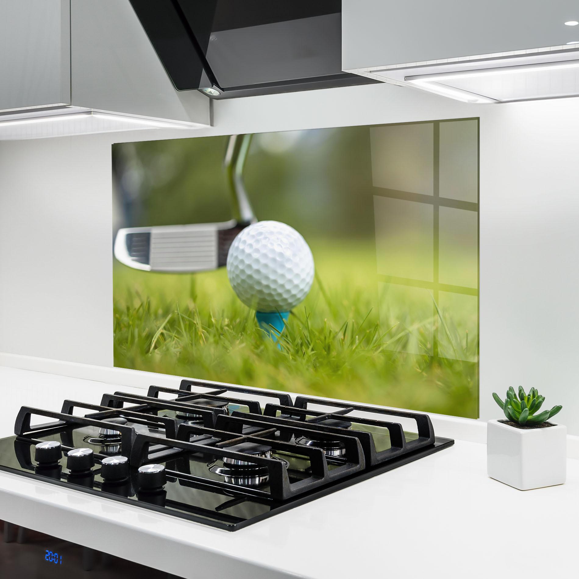 Küchenrückwand Glas Golf Ball Tee mockup 6
