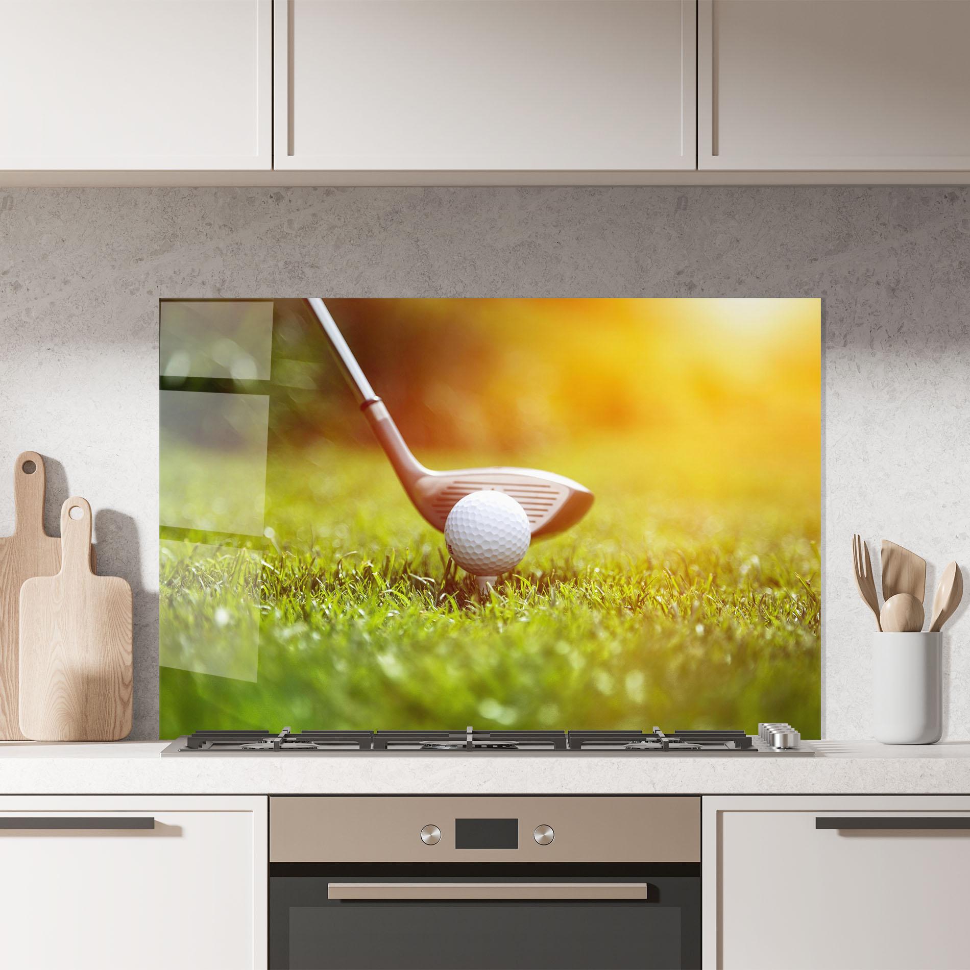 Küchenrückwand Glas Close Up Golf Ball mockup 7