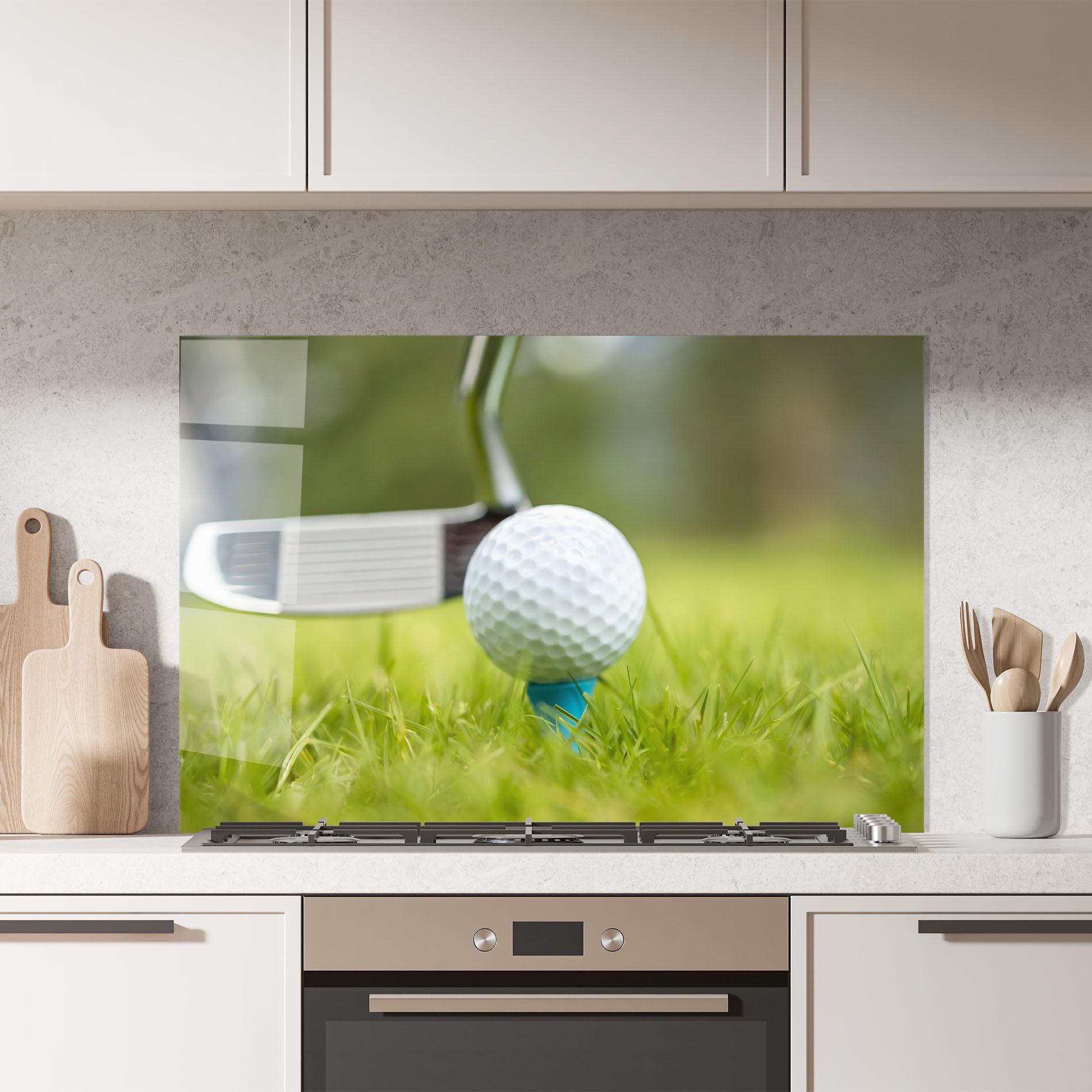 Küchenrückwand Glas Golf Ball Tee mockup 7
