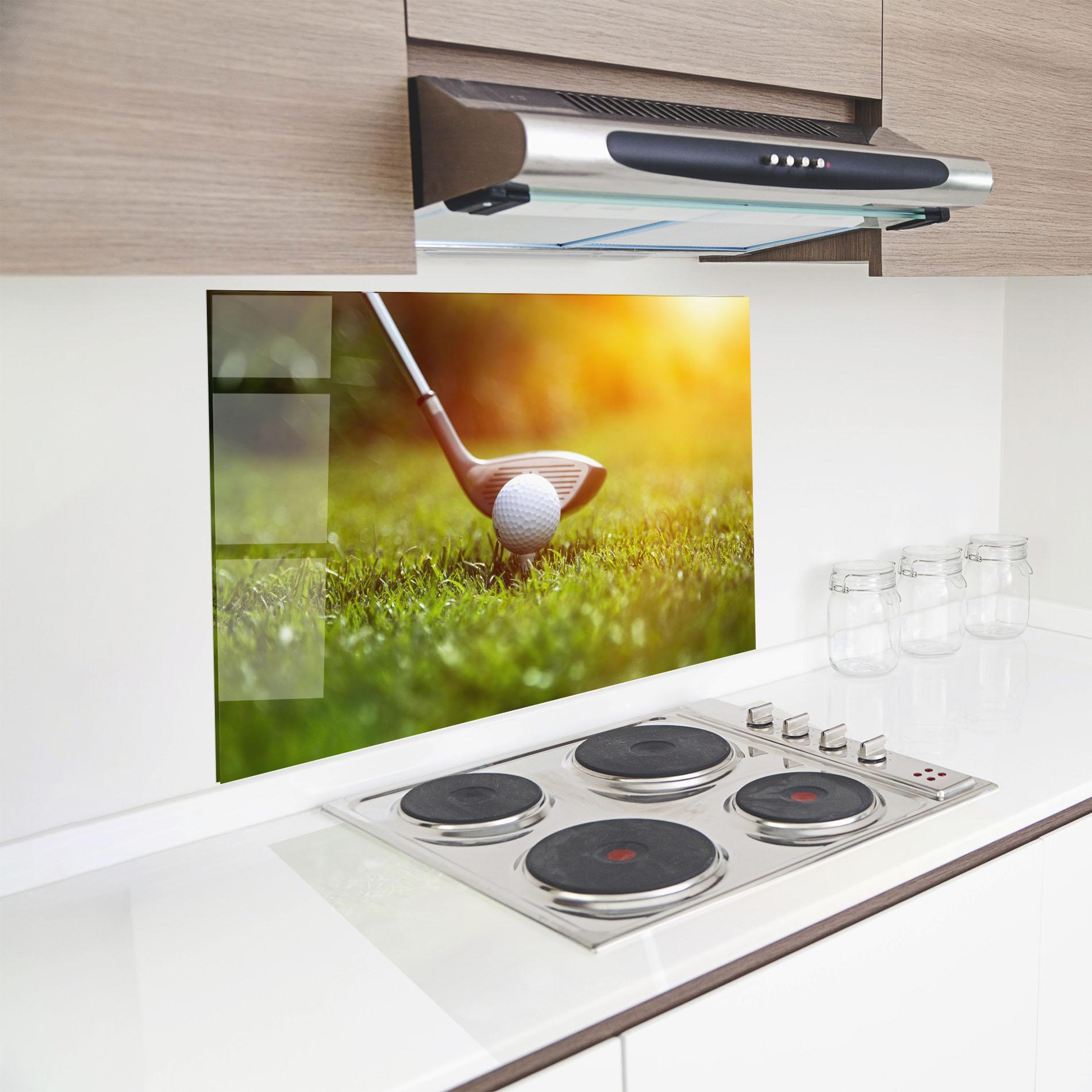 Küchenrückwand Glas Close Up Golf Ball mockup 8